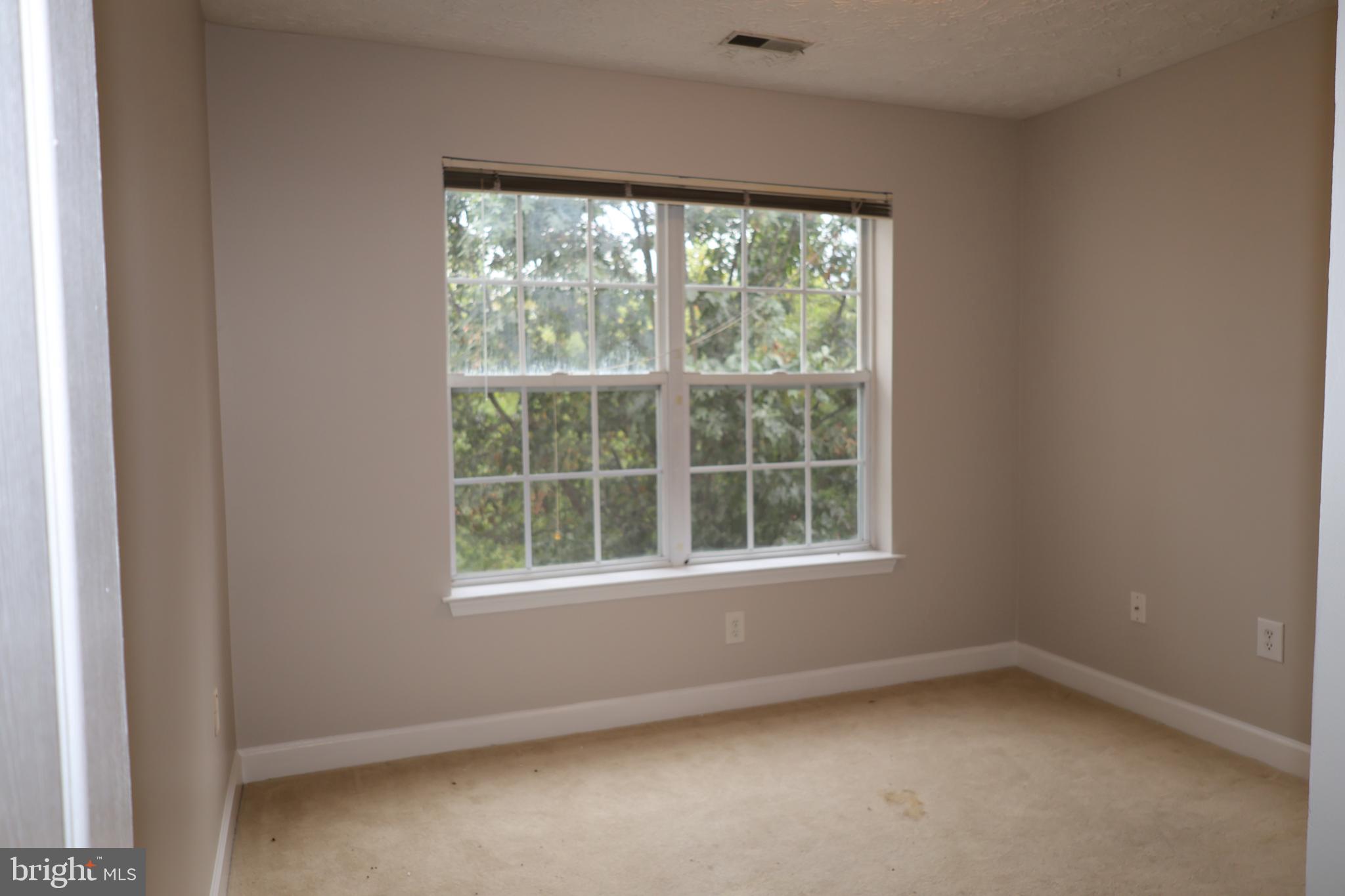 SPRING RIDGE - Residential