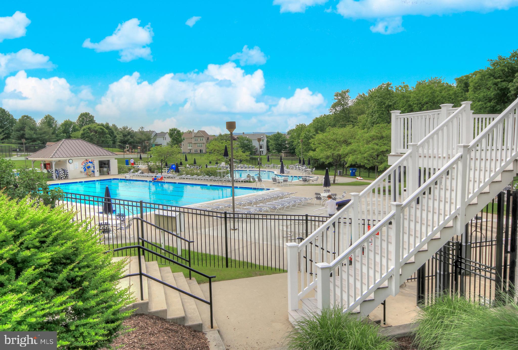 SPRING RIDGE - Residential