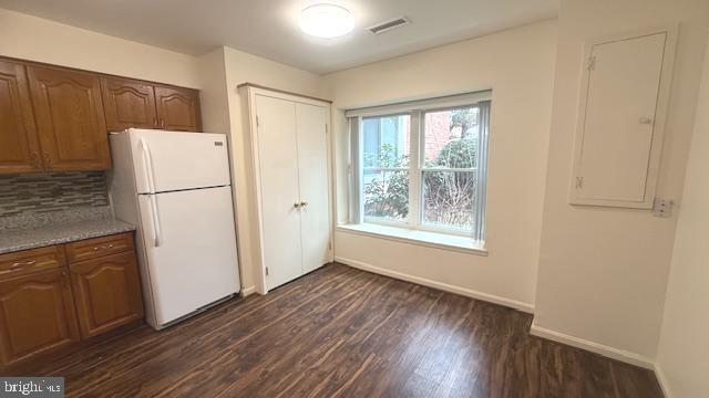 3699 PERSIMMON CIRCLE