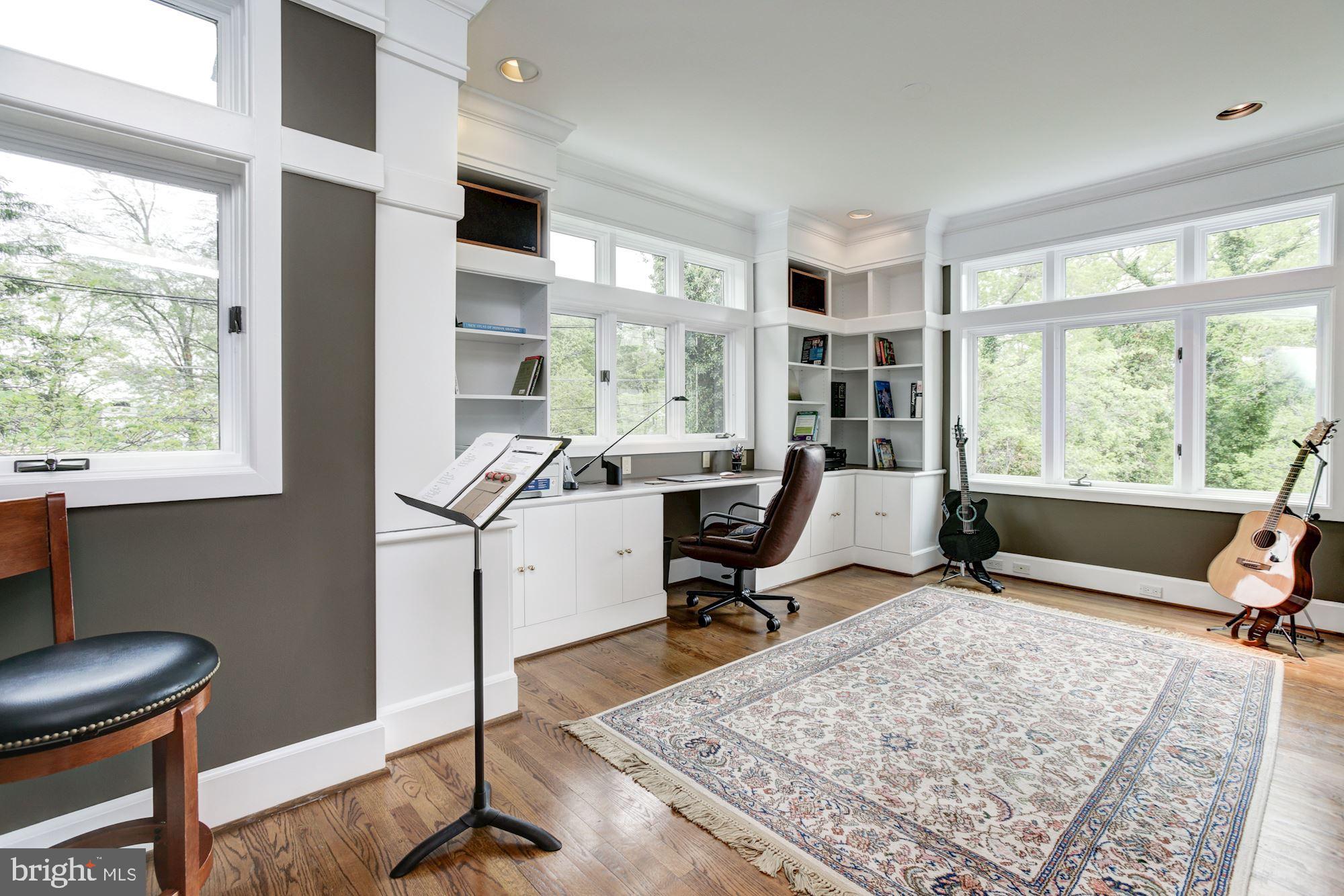 RUGBY HALL - Residential