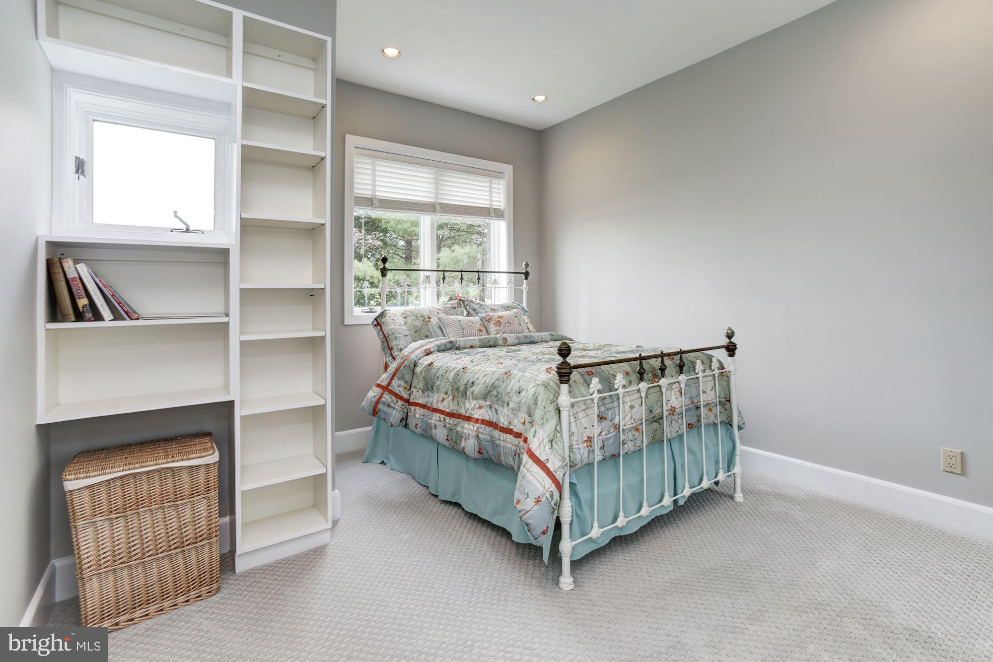 RUGBY HALL - Residential