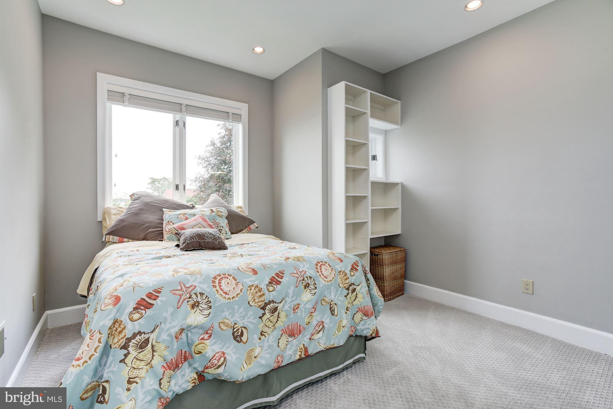 RUGBY HALL - Residential