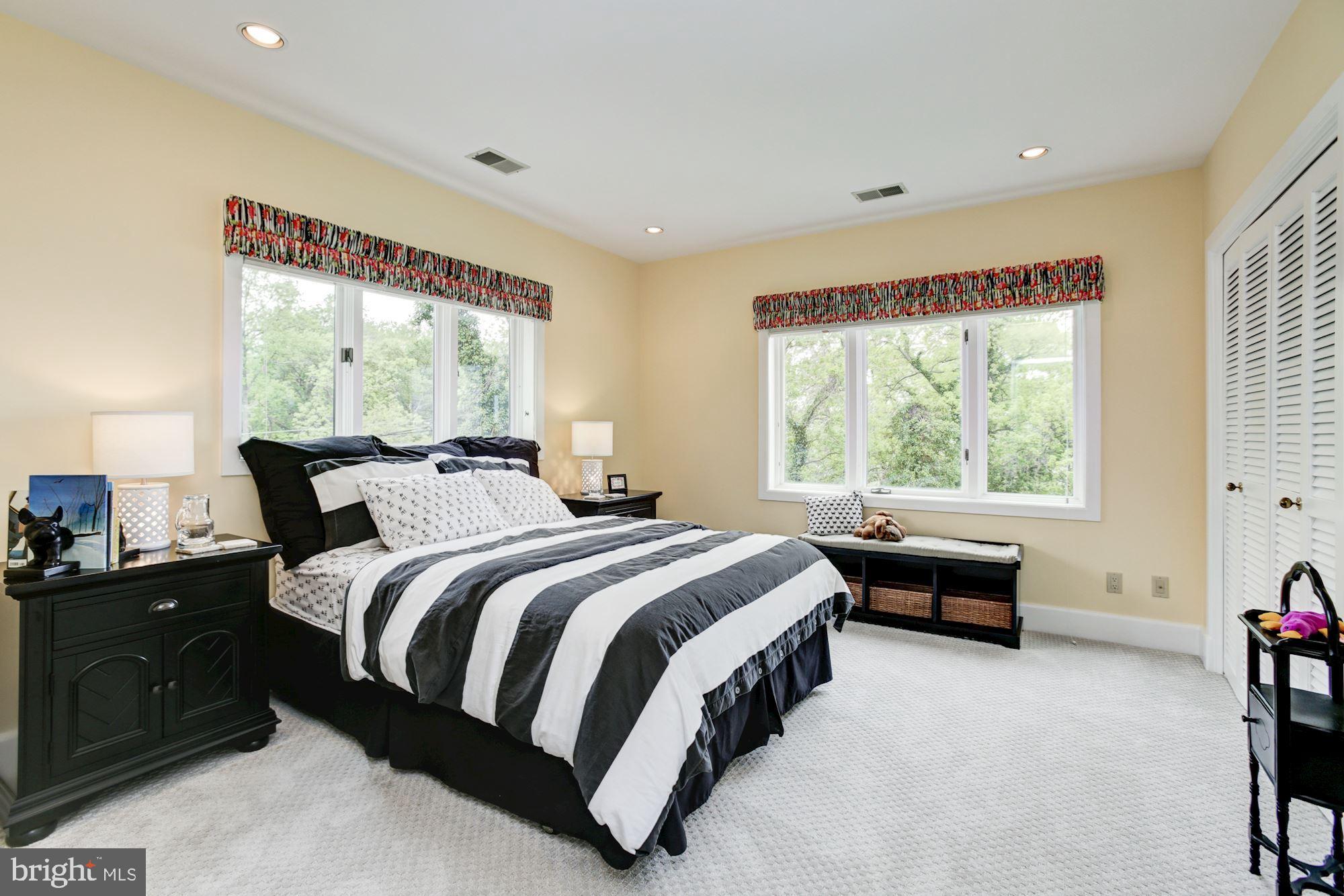 RUGBY HALL - Residential