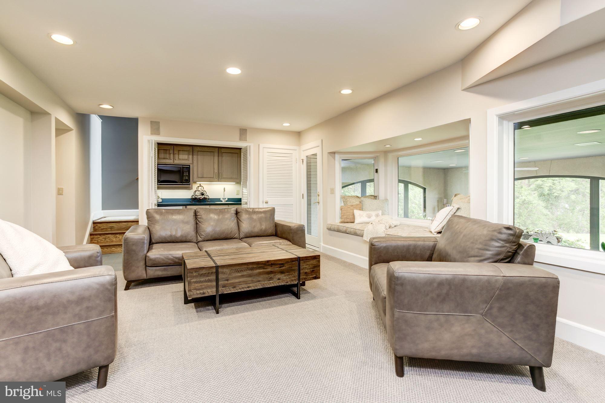 RUGBY HALL - Residential