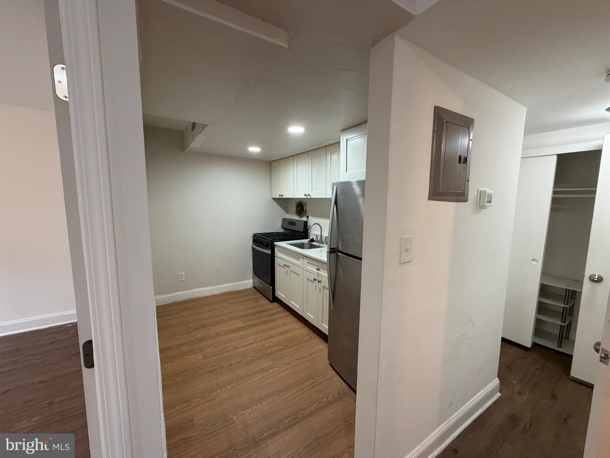 HERITAGE WOODS - Residential Lease