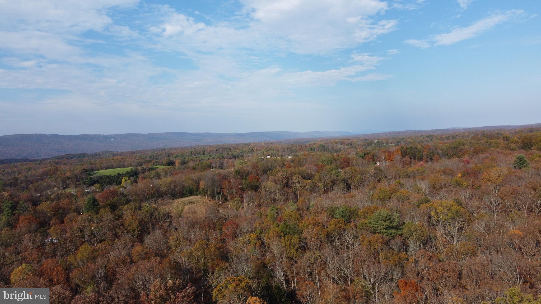 MOUNTAIN VIEW ACRES - Residential