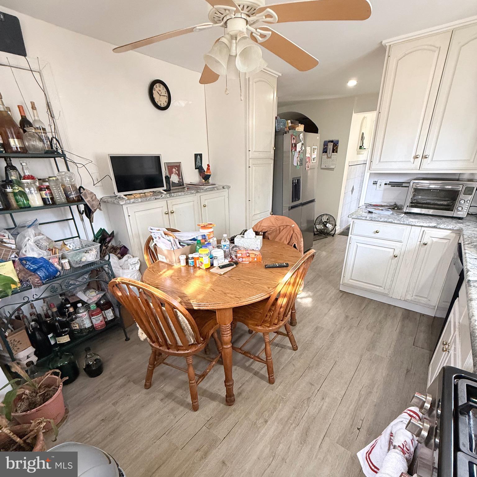 BEVERLY BOULEVARD - Residential