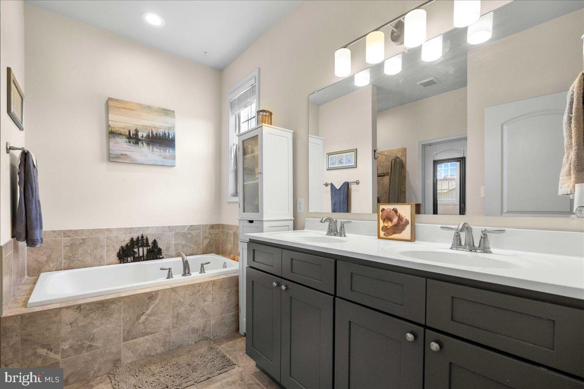 BRIDLE CREEK - Residential