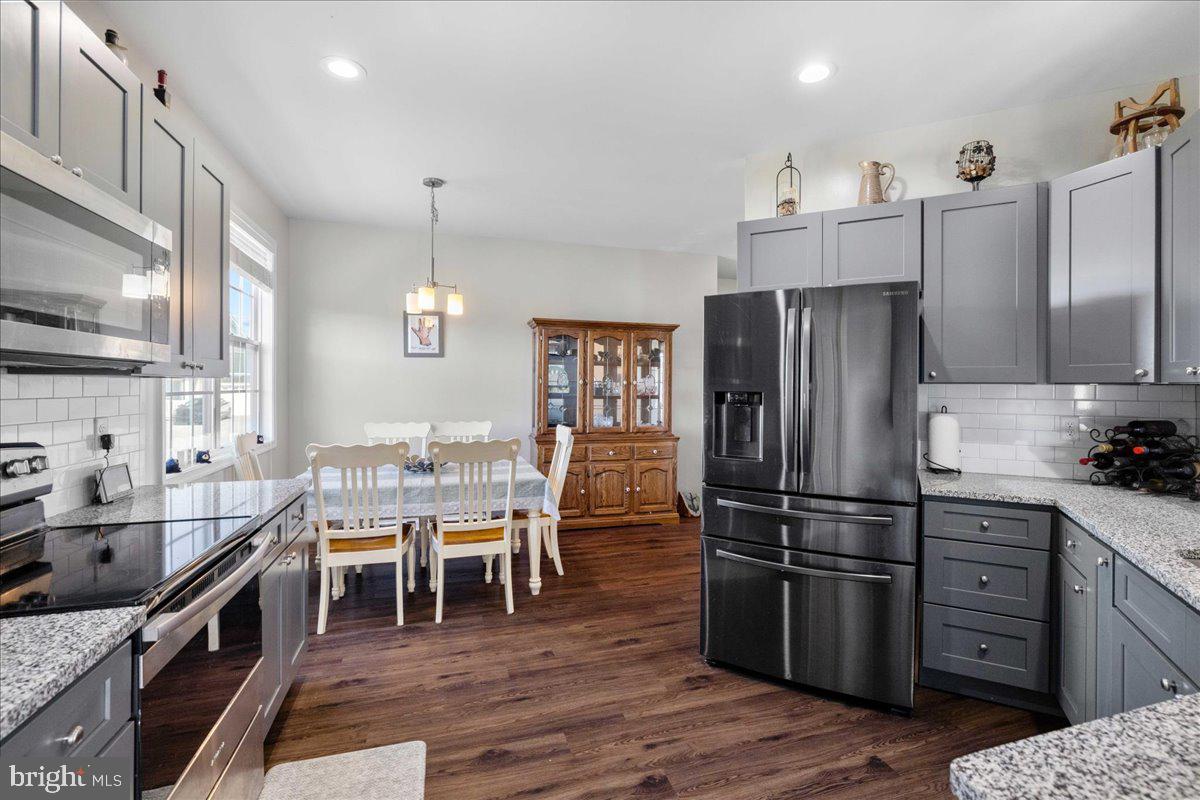 BRIDLE CREEK - Residential