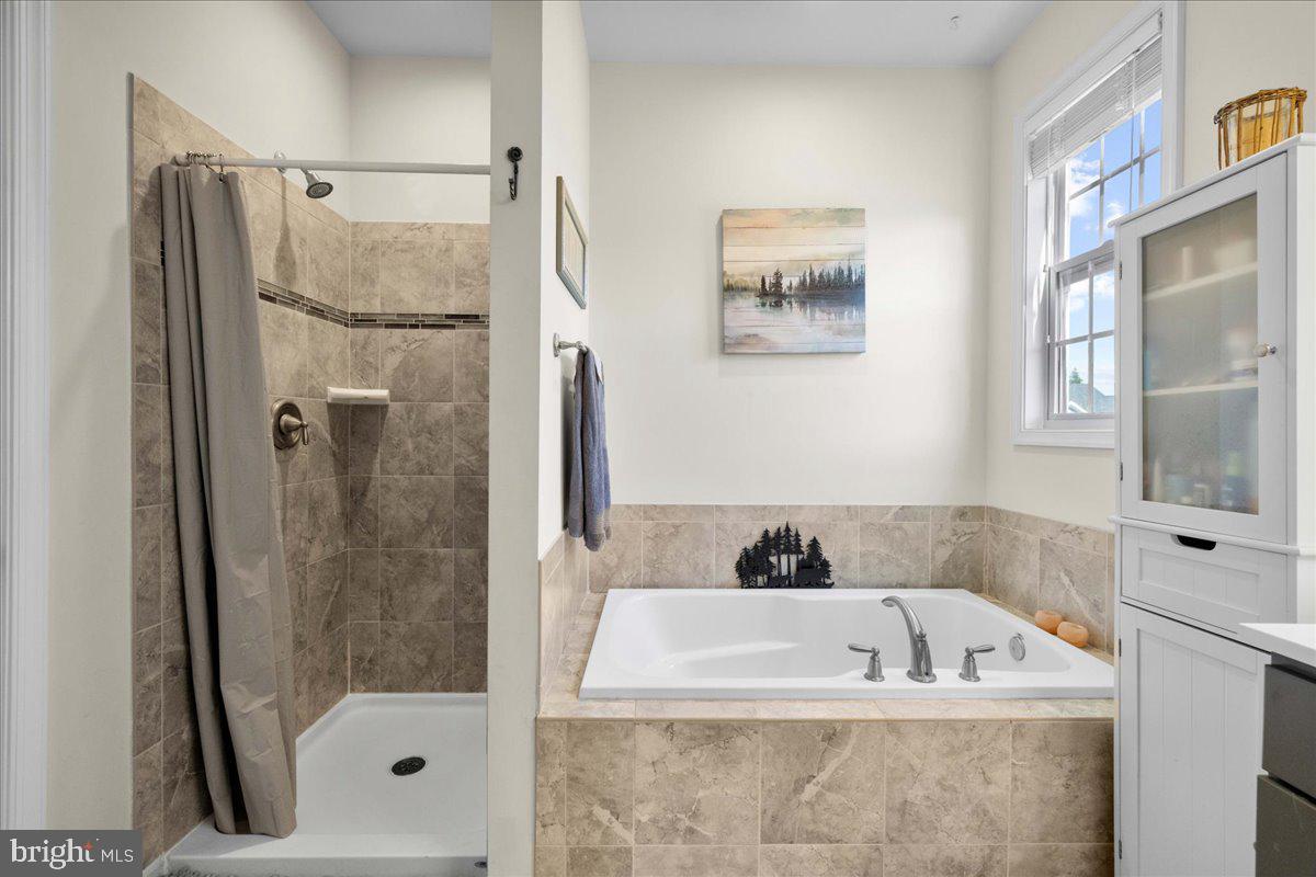 BRIDLE CREEK - Residential