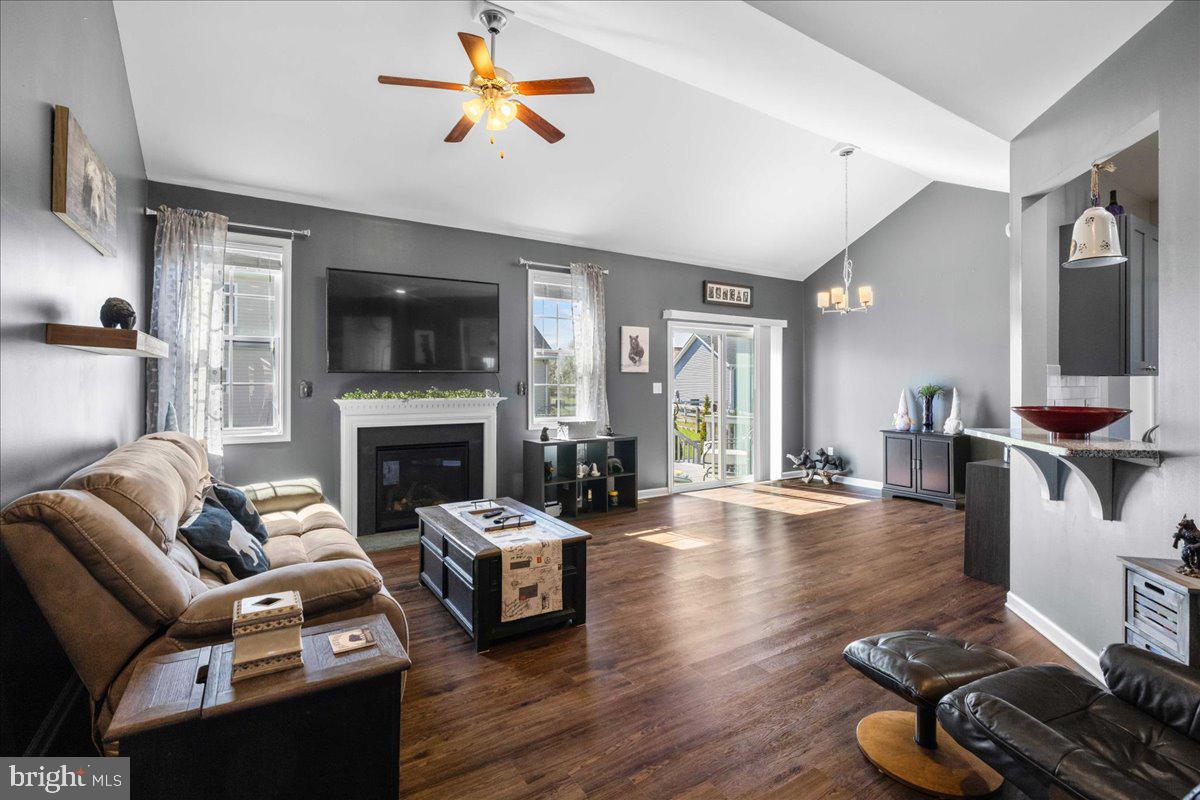 BRIDLE CREEK - Residential