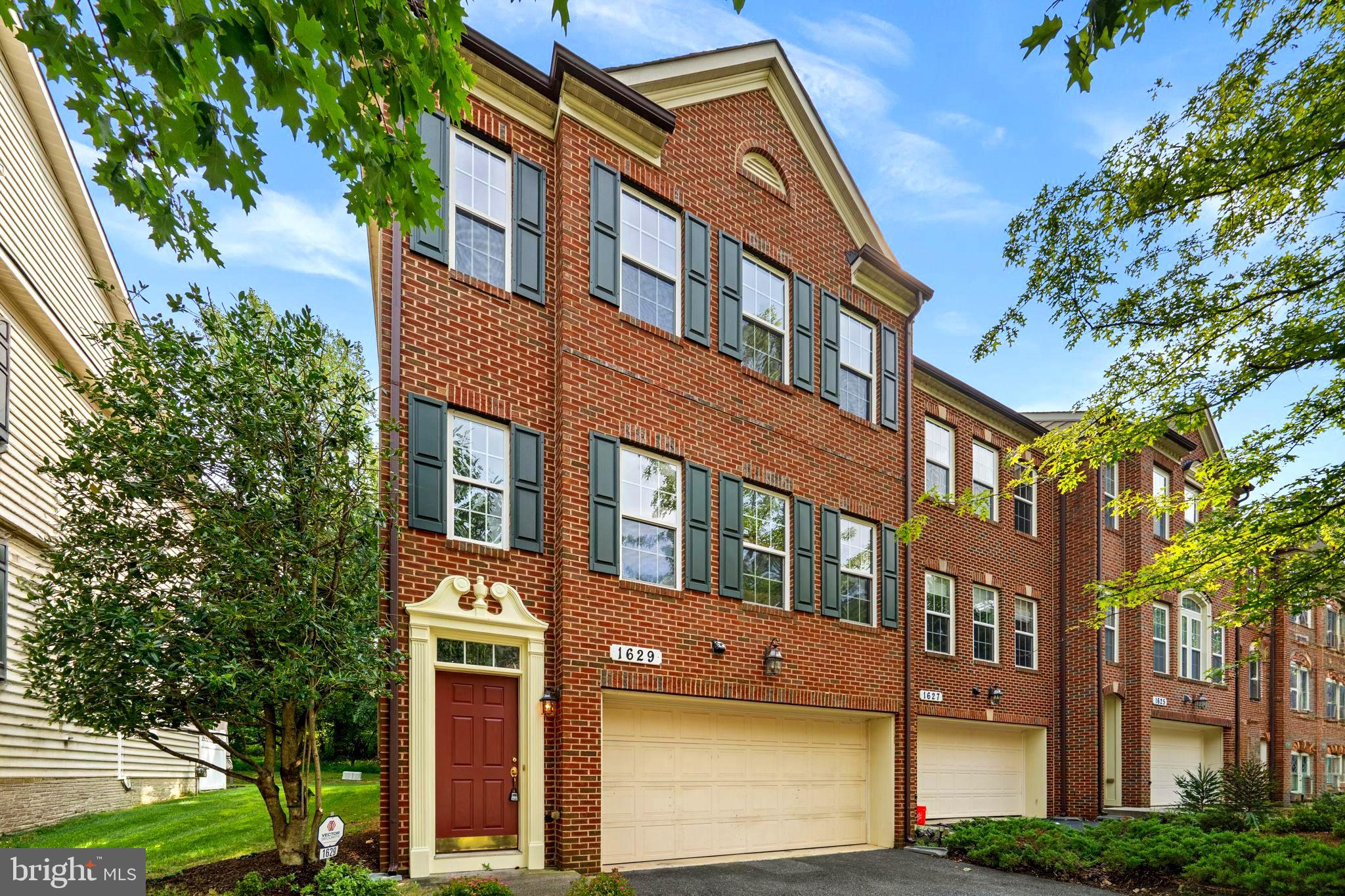 1629 WHITEHALL DRIVE