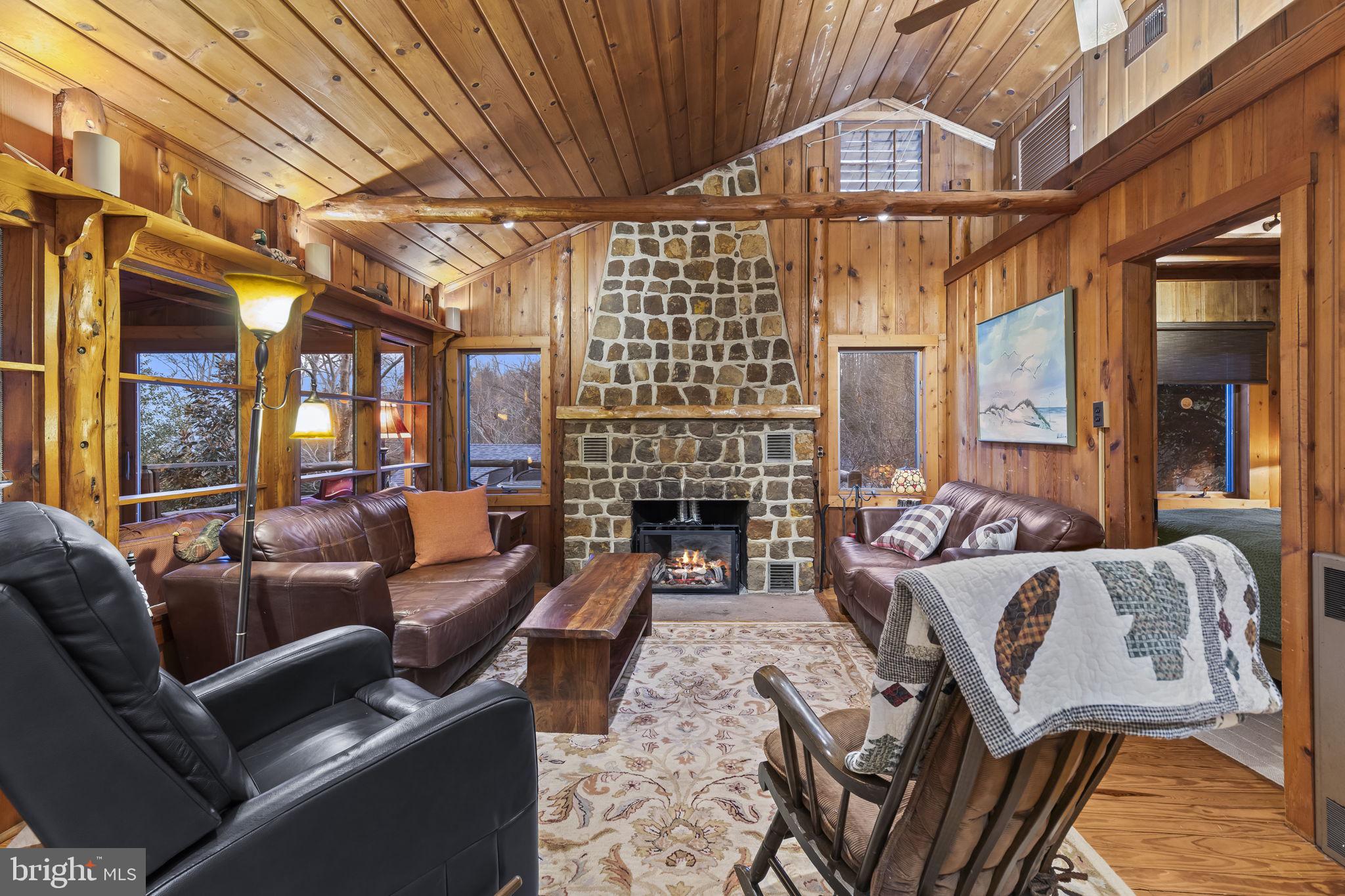 SCIENTISTS CLIFFS - Residential