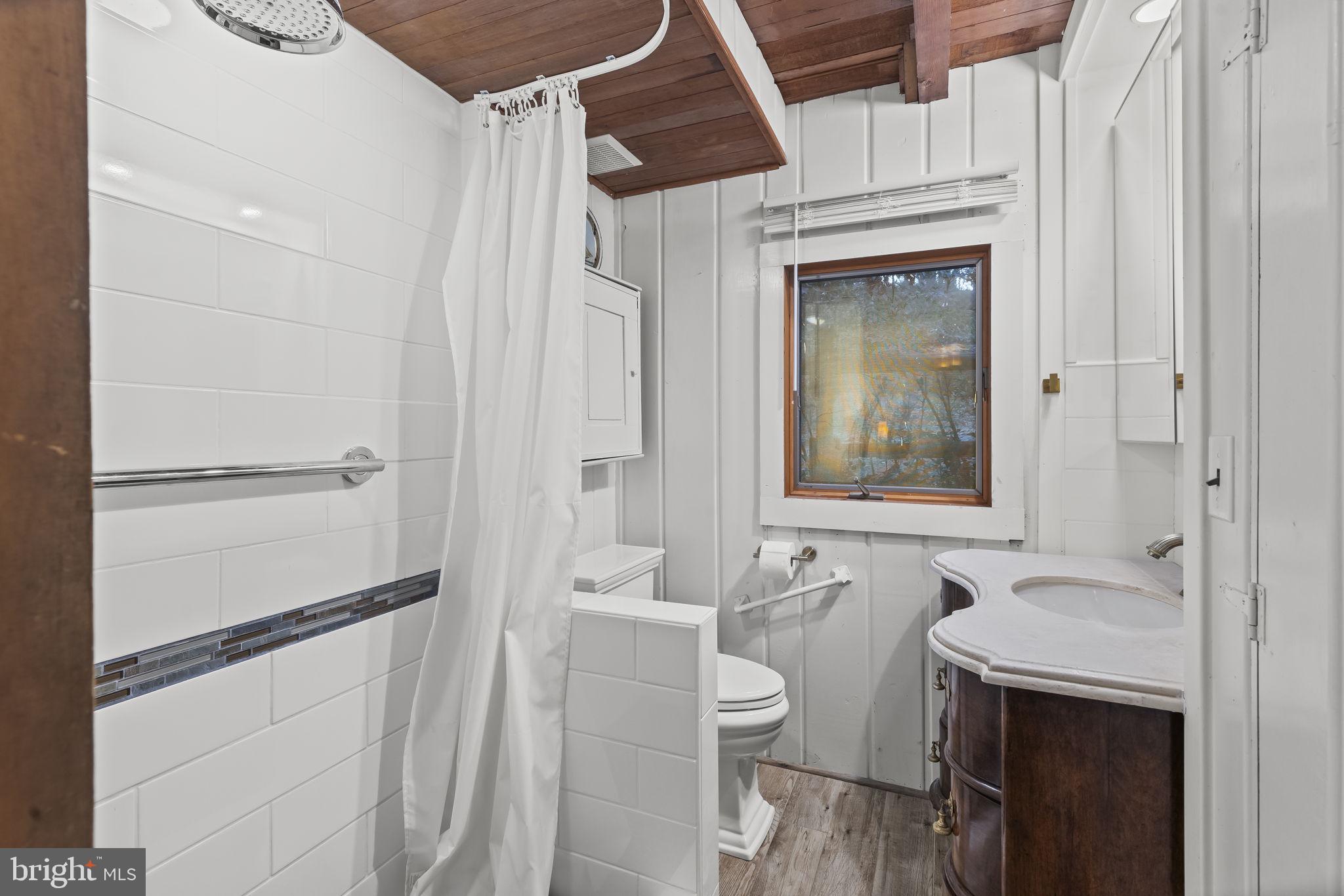 SCIENTISTS CLIFFS - Residential