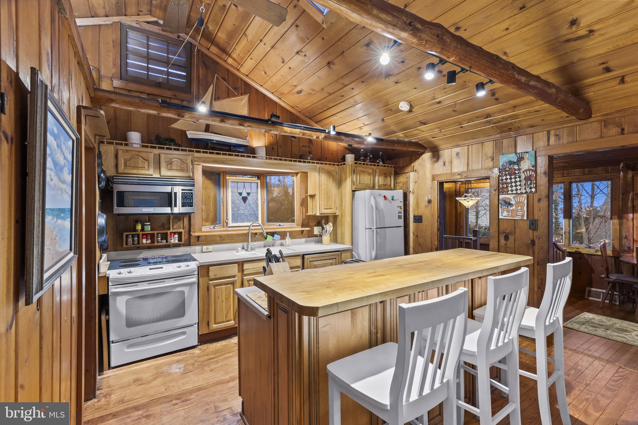 SCIENTISTS CLIFFS - Residential