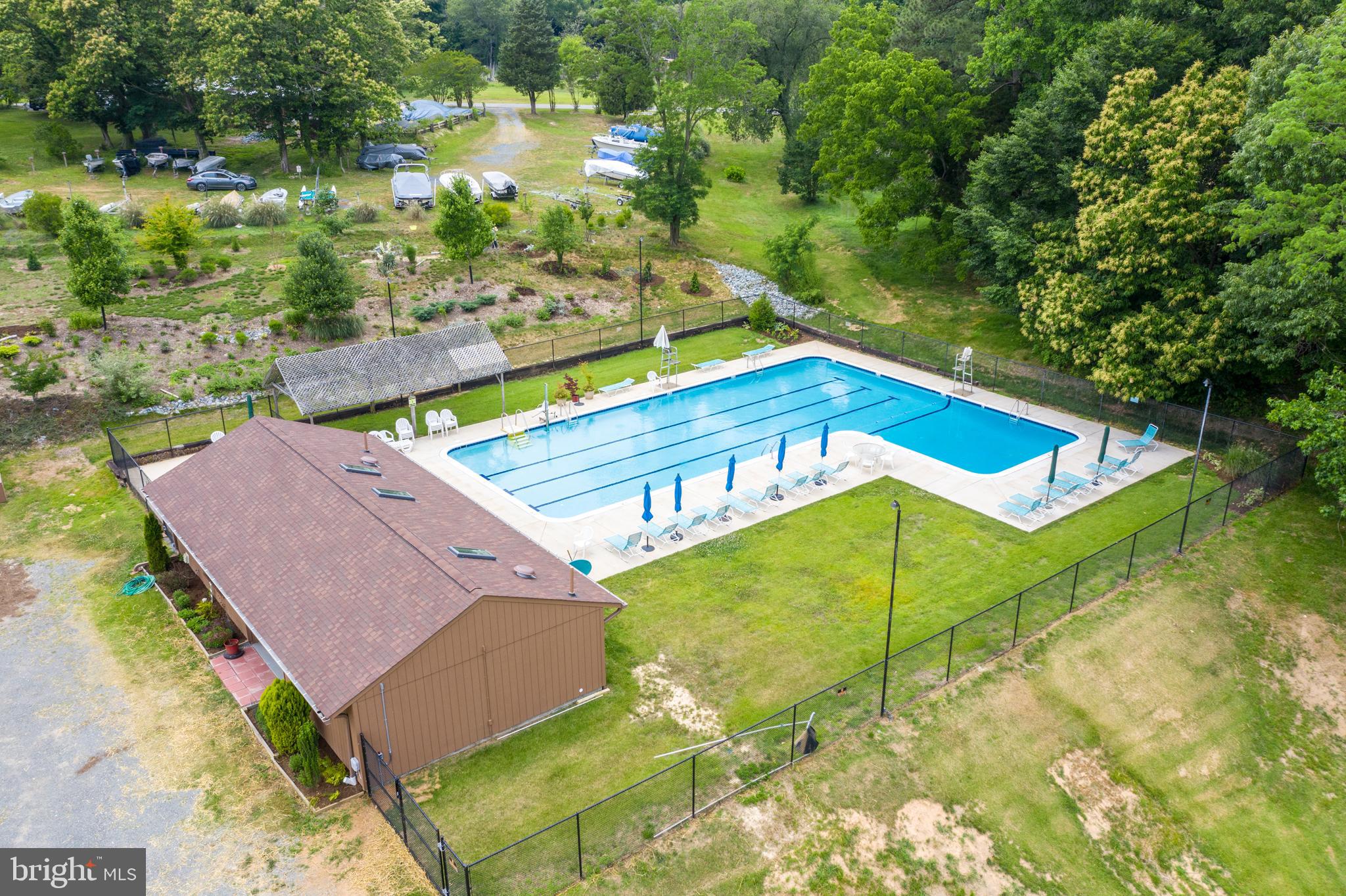 SCIENTISTS CLIFFS - Residential