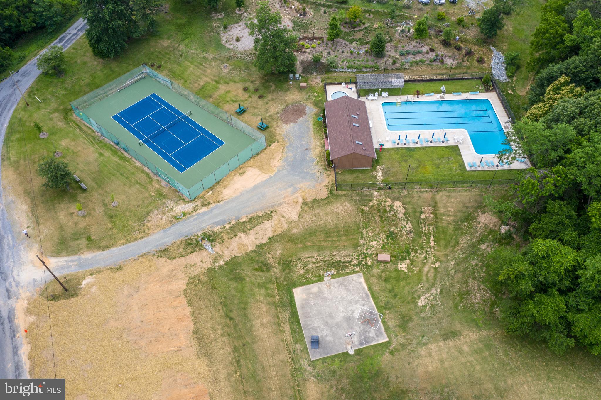 SCIENTISTS CLIFFS - Residential