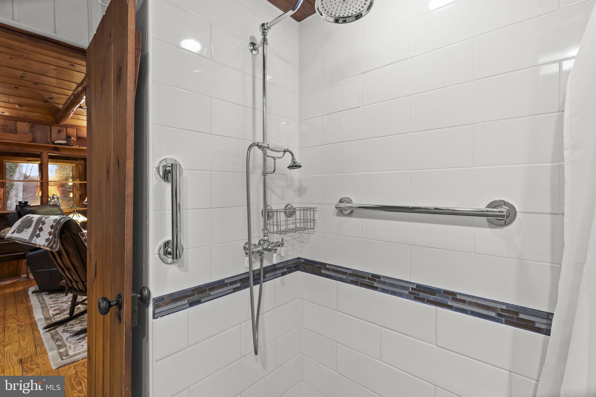 SCIENTISTS CLIFFS - Residential