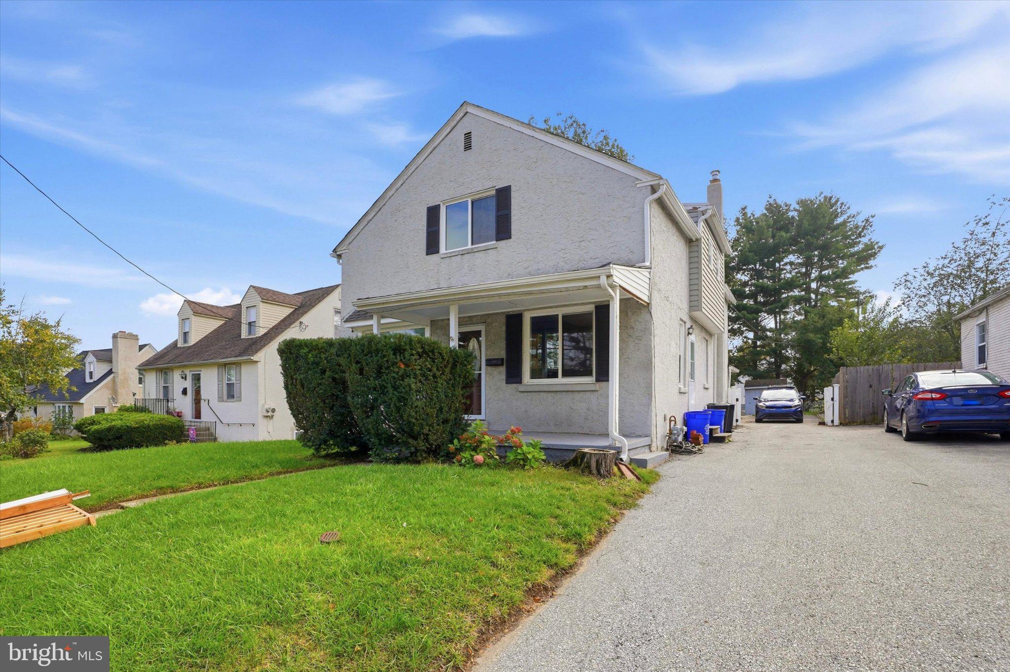 1509 COLWELL LANE