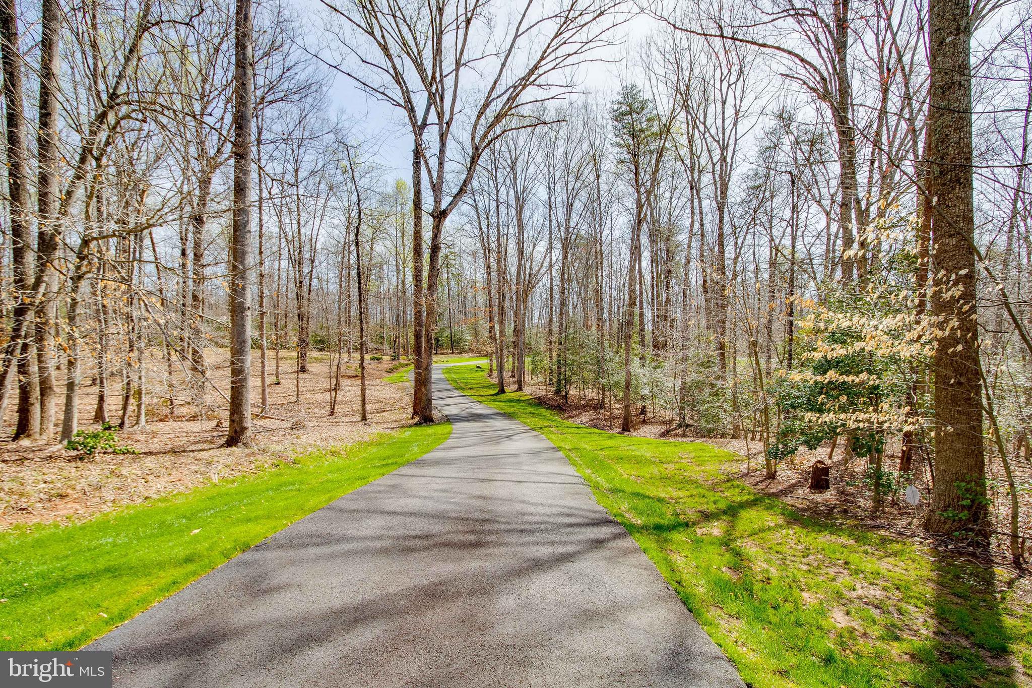 WINDSOR ESTATES - Residential