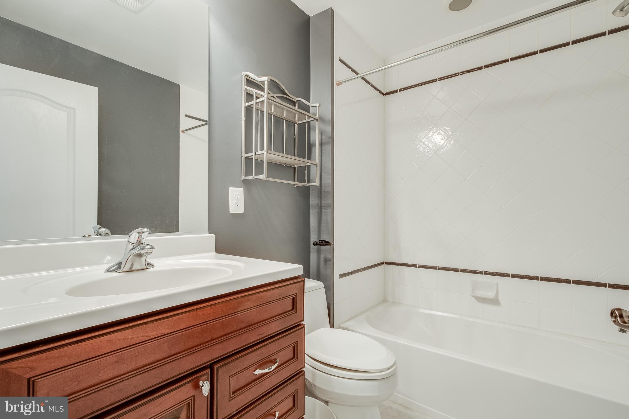 WINDSOR ESTATES - Residential