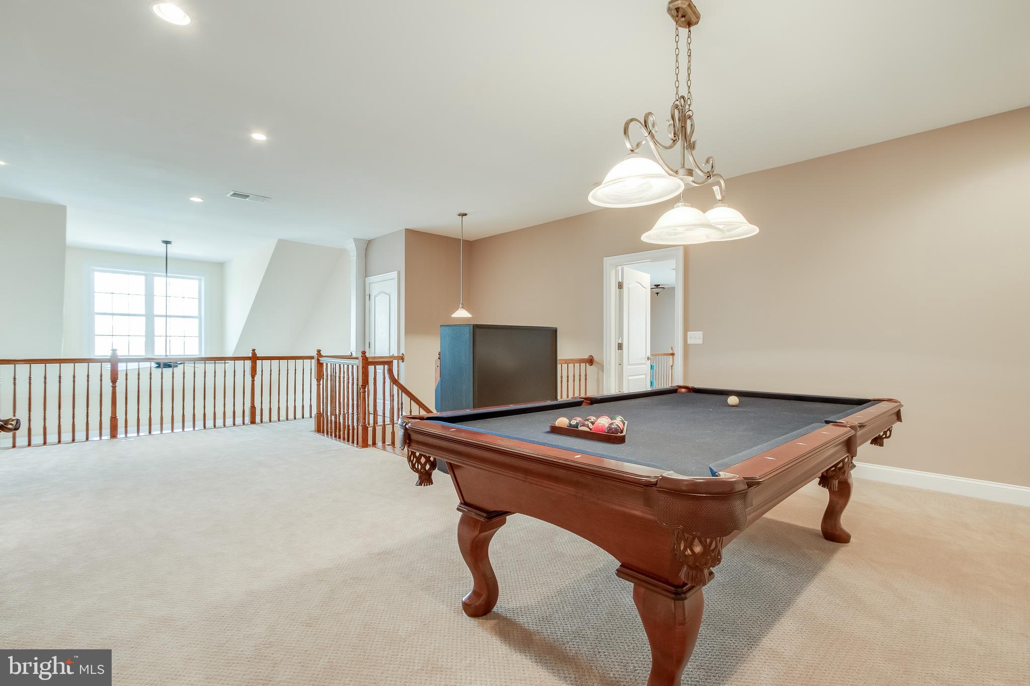 WINDSOR ESTATES - Residential