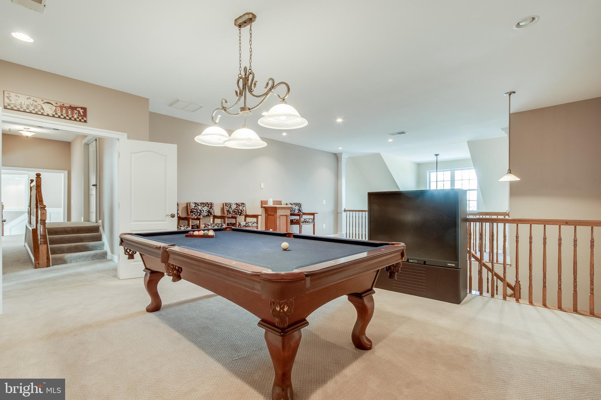 WINDSOR ESTATES - Residential