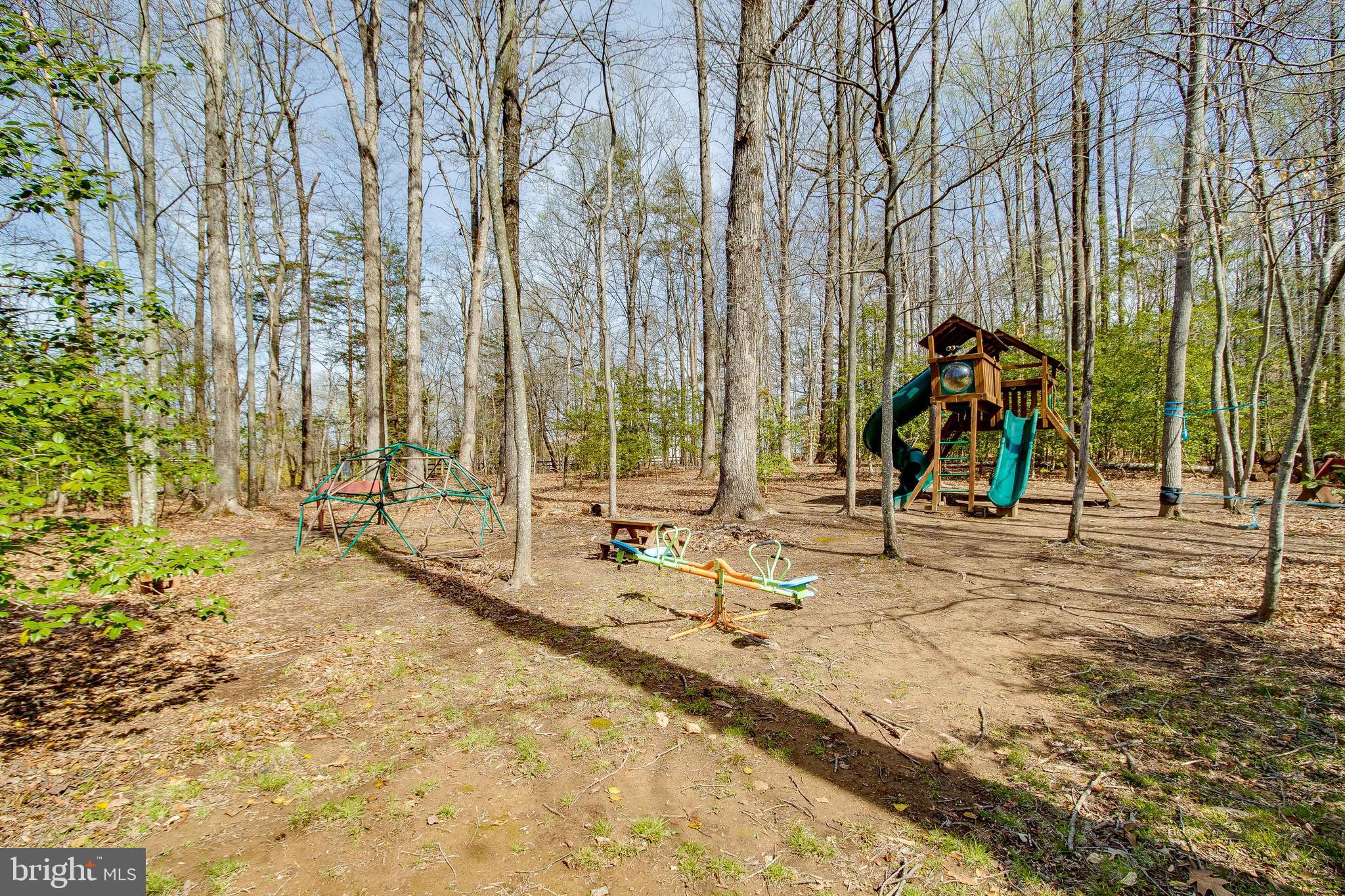 WINDSOR ESTATES - Residential