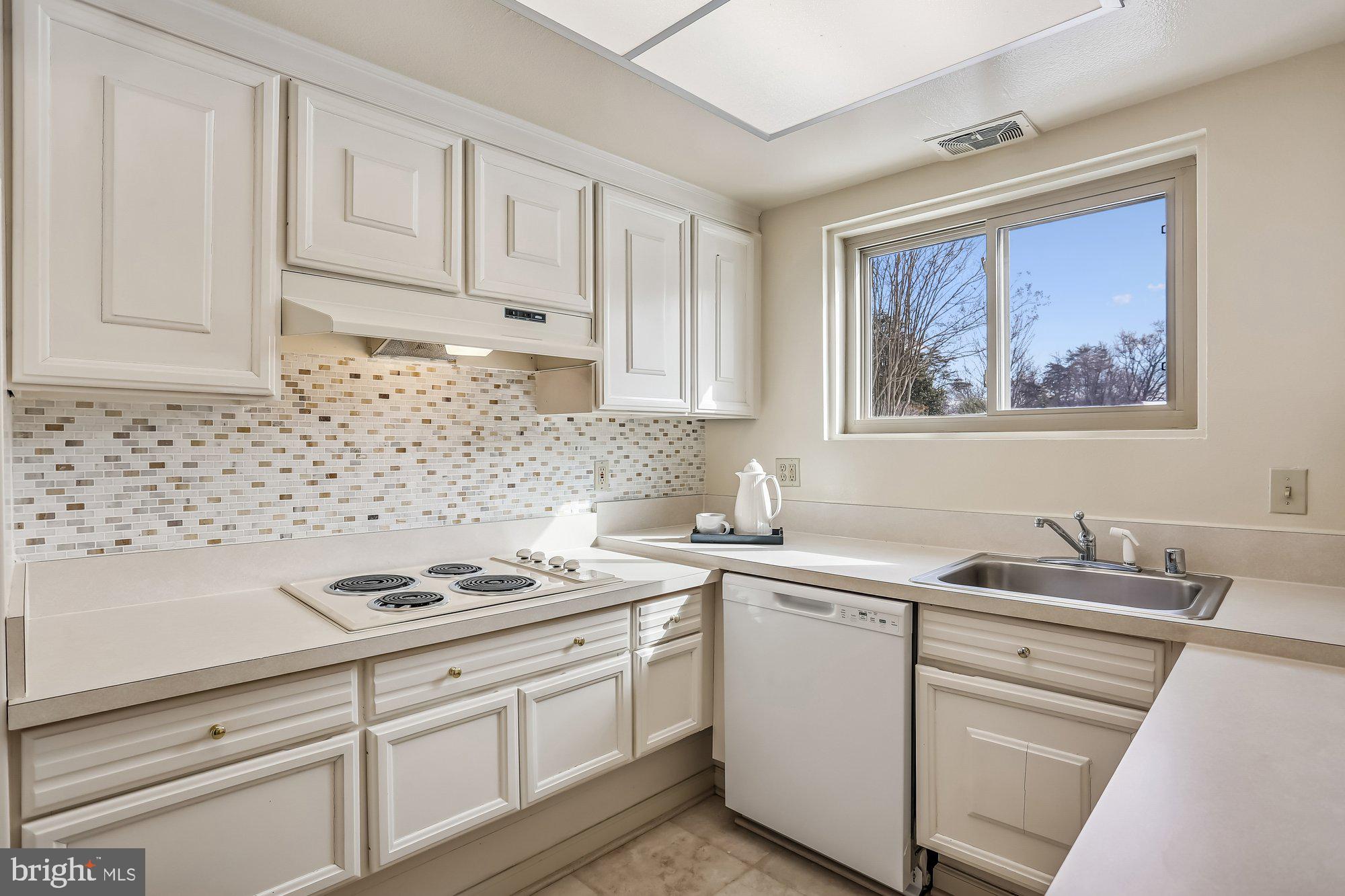 3661 S LEISURE WORLD BOULEVARD 15-K