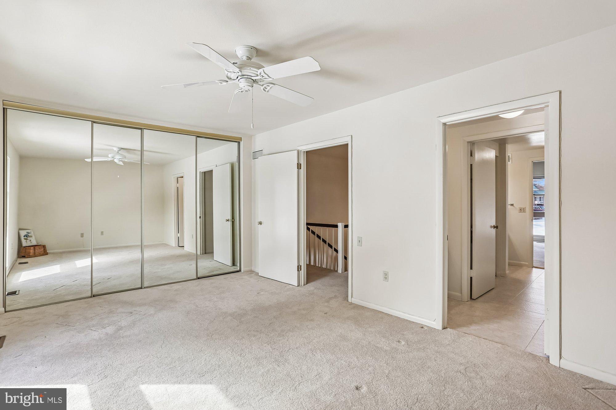 LEISURE WORLD - Residential