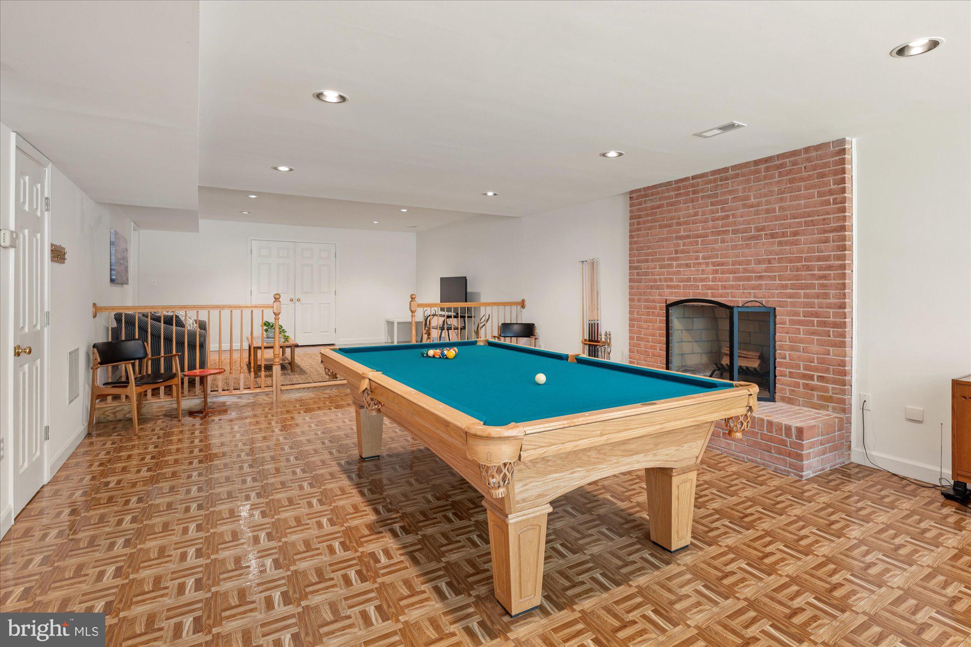 MAZZA WOODS - Residential