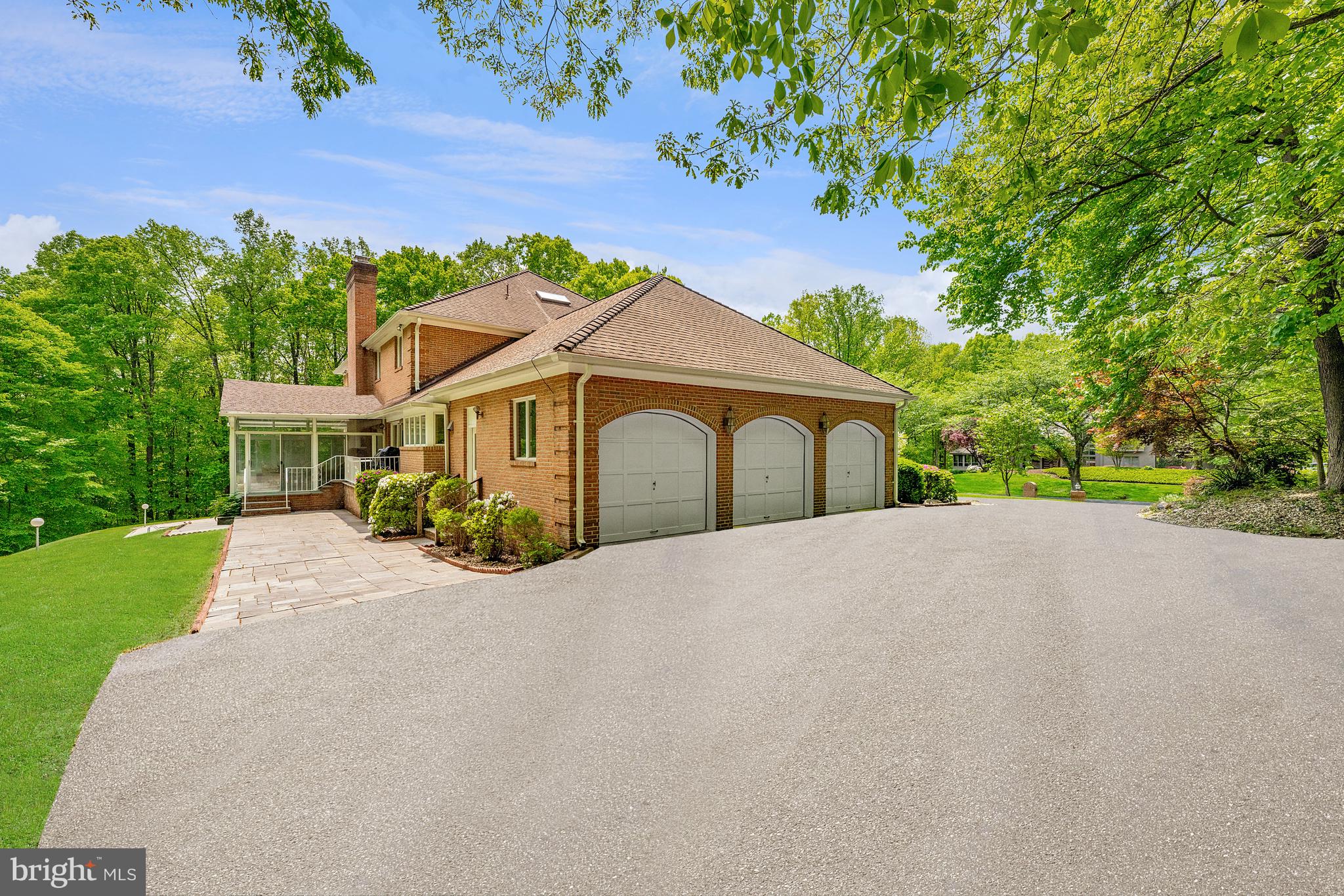 MAZZA WOODS - Residential