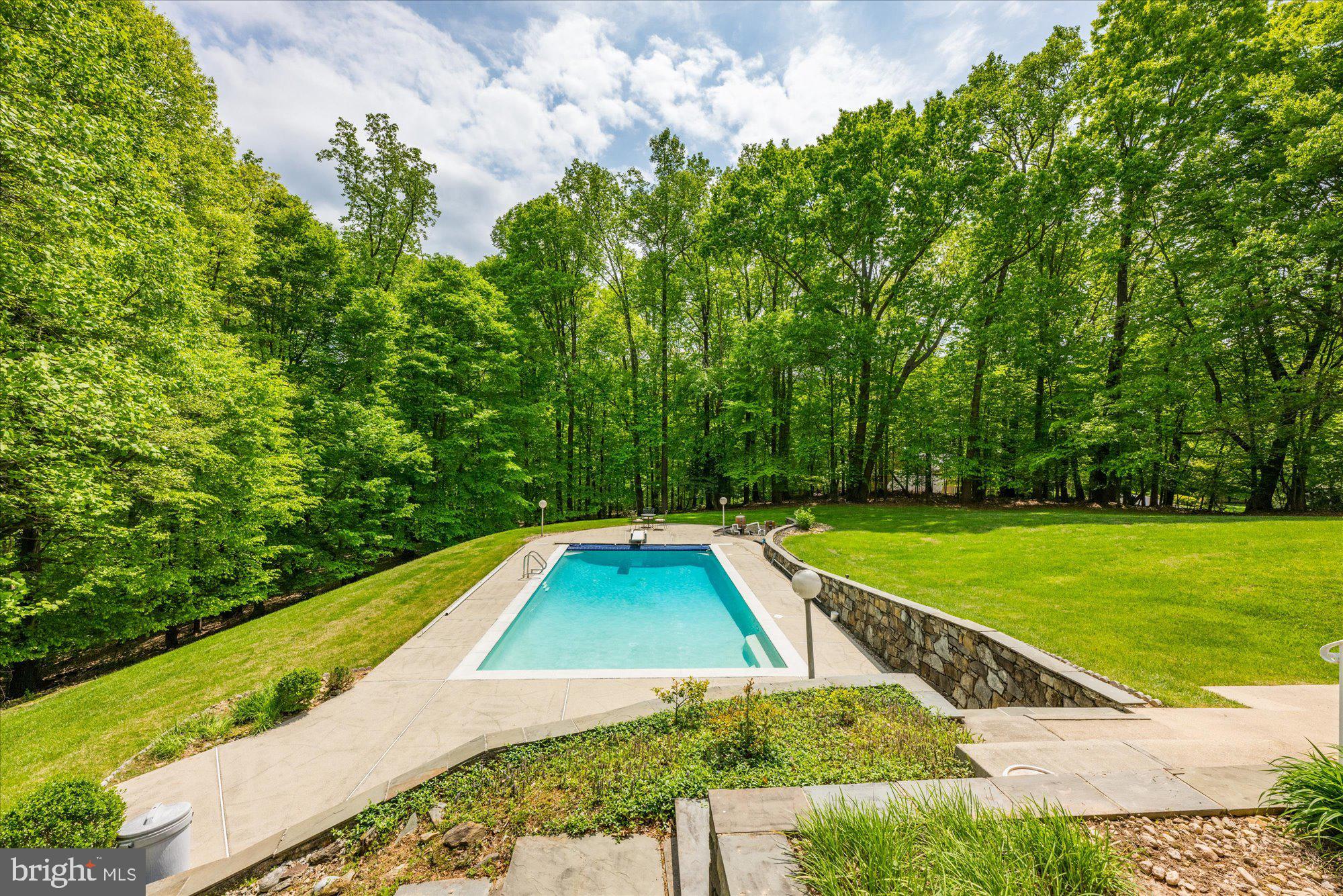 MAZZA WOODS - Residential