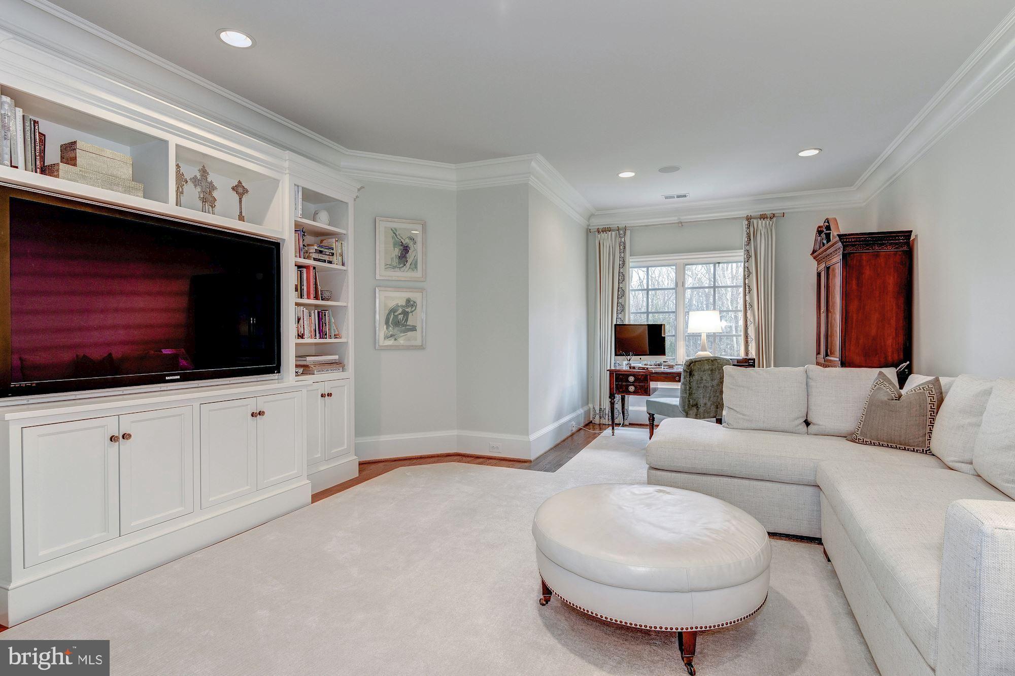 RIVINUS - Residential