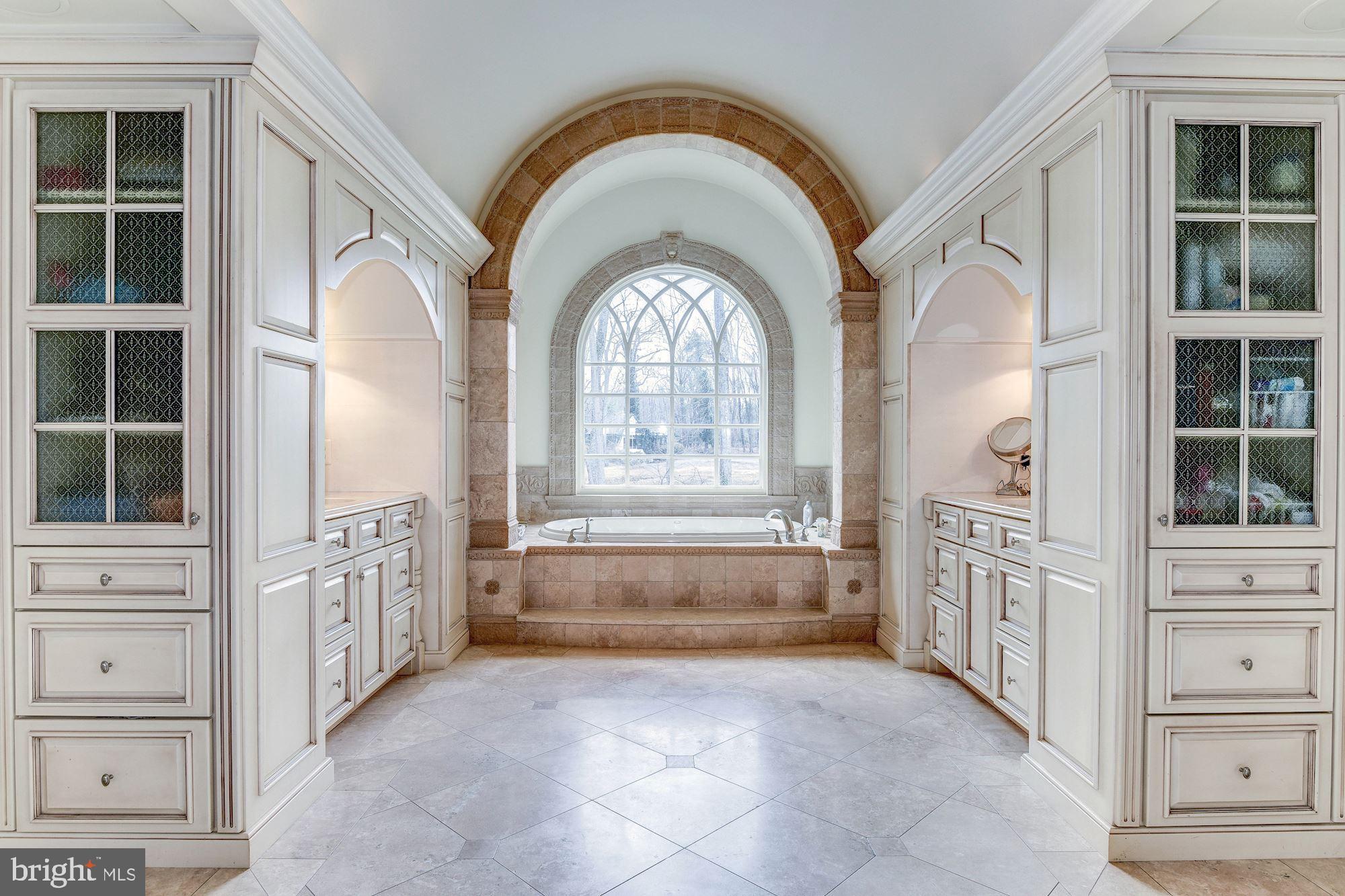 RIVINUS - Residential