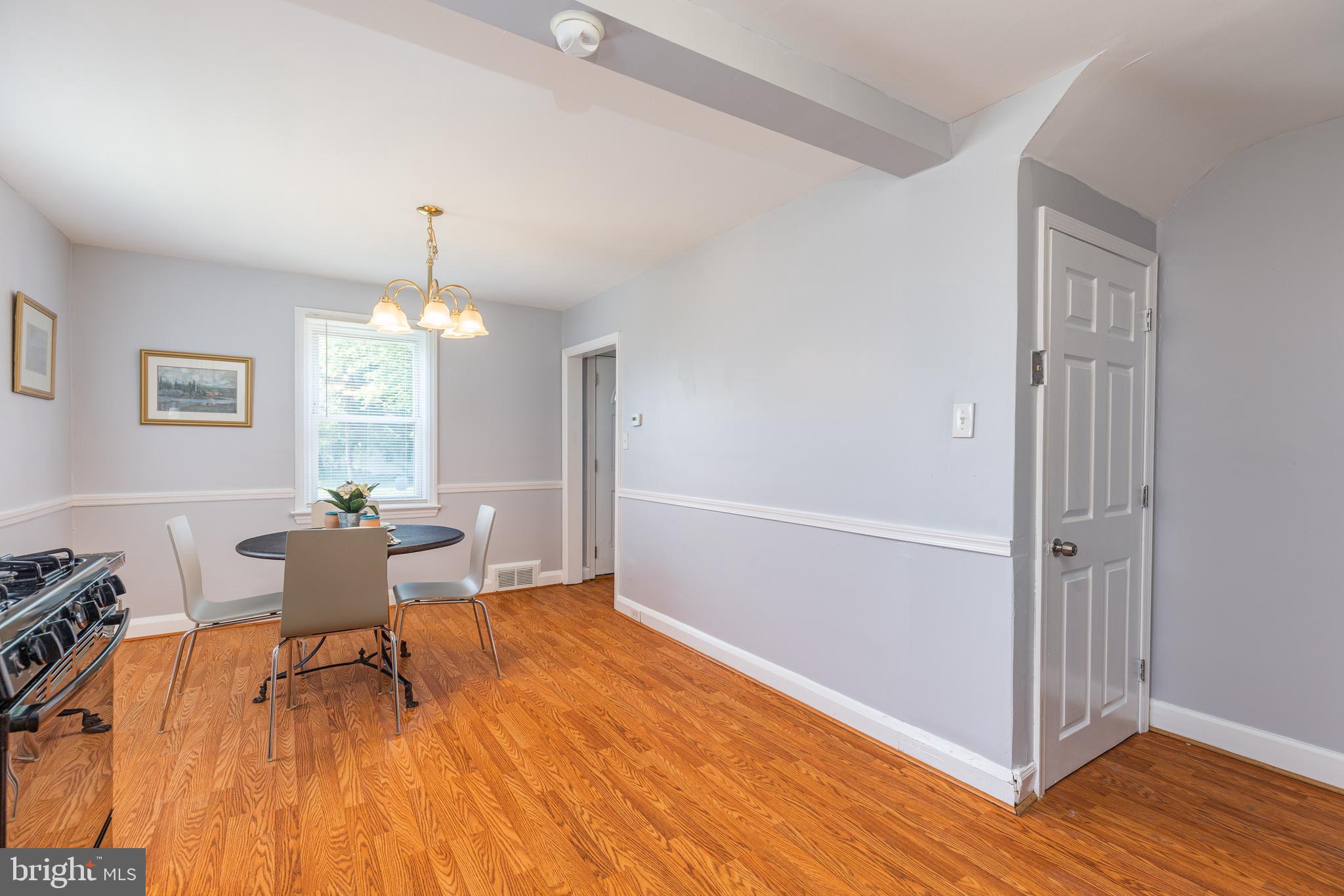 WINDSOR MILL - Residential