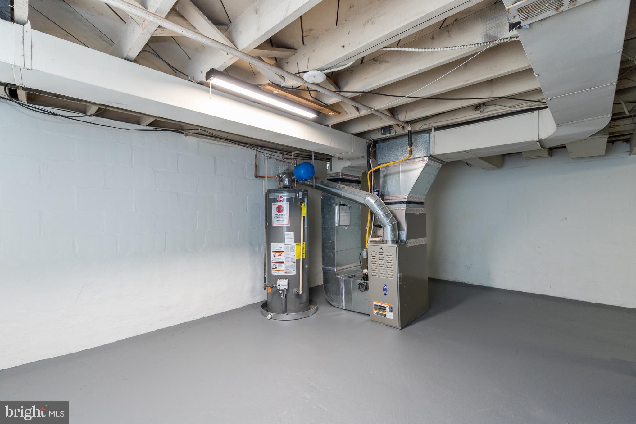 WINDSOR MILL - Residential