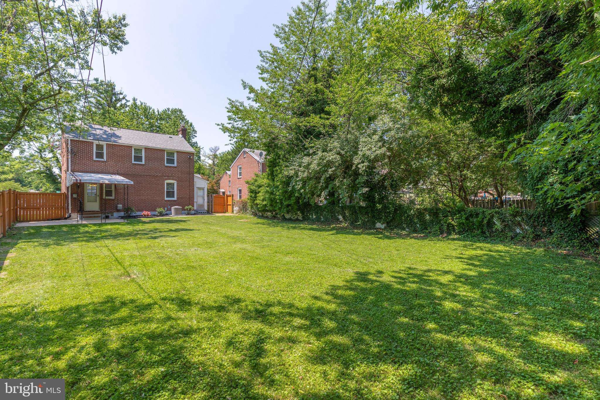 WINDSOR MILL - Residential