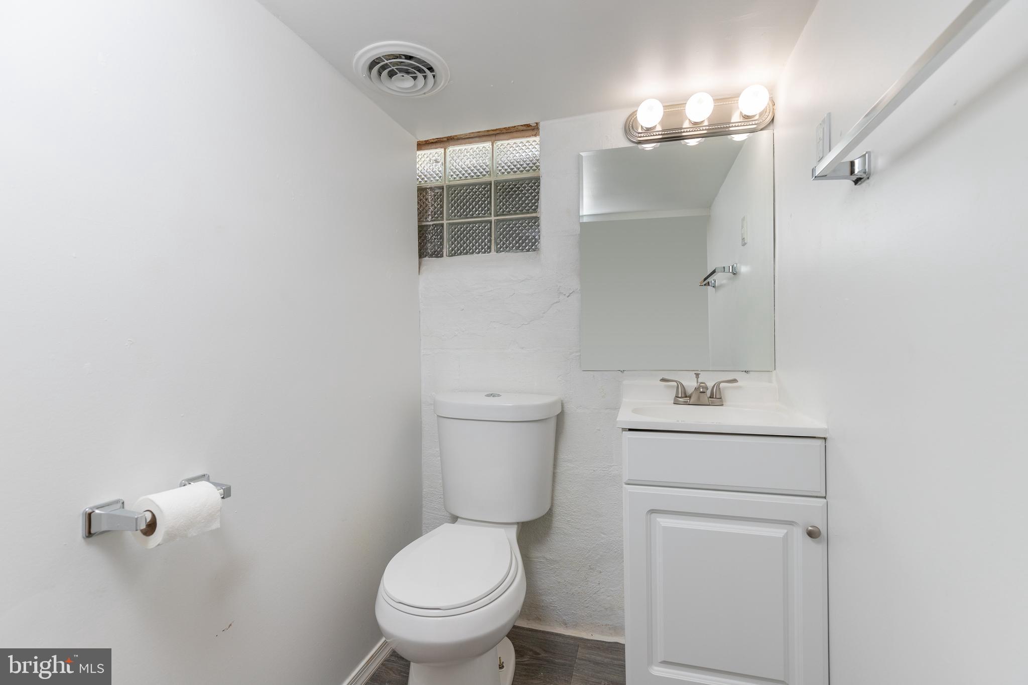 WINDSOR MILL - Residential