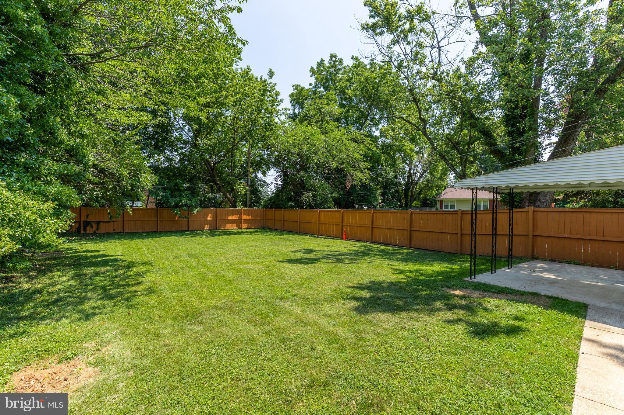 WINDSOR MILL - Residential