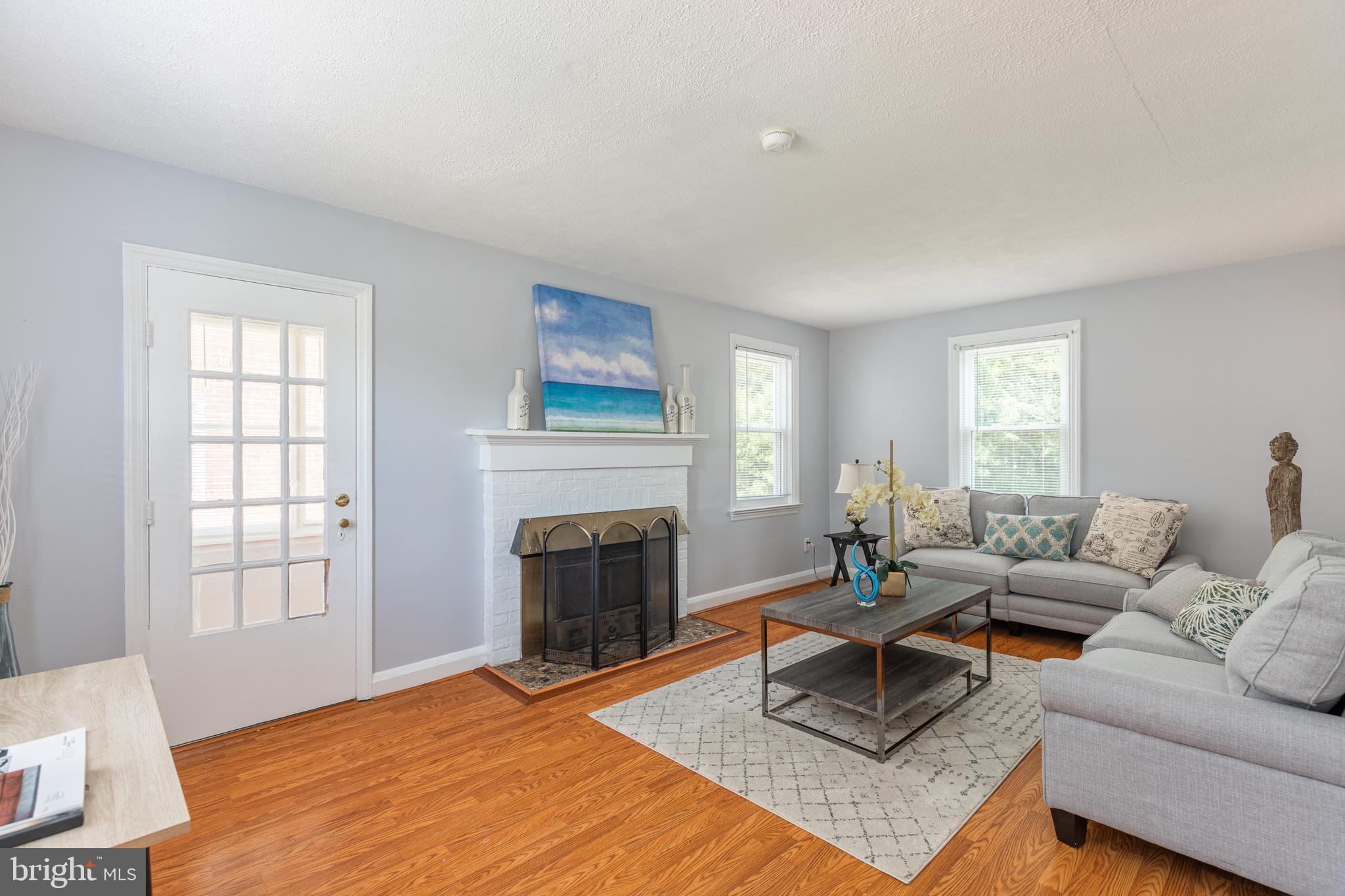 WINDSOR MILL - Residential