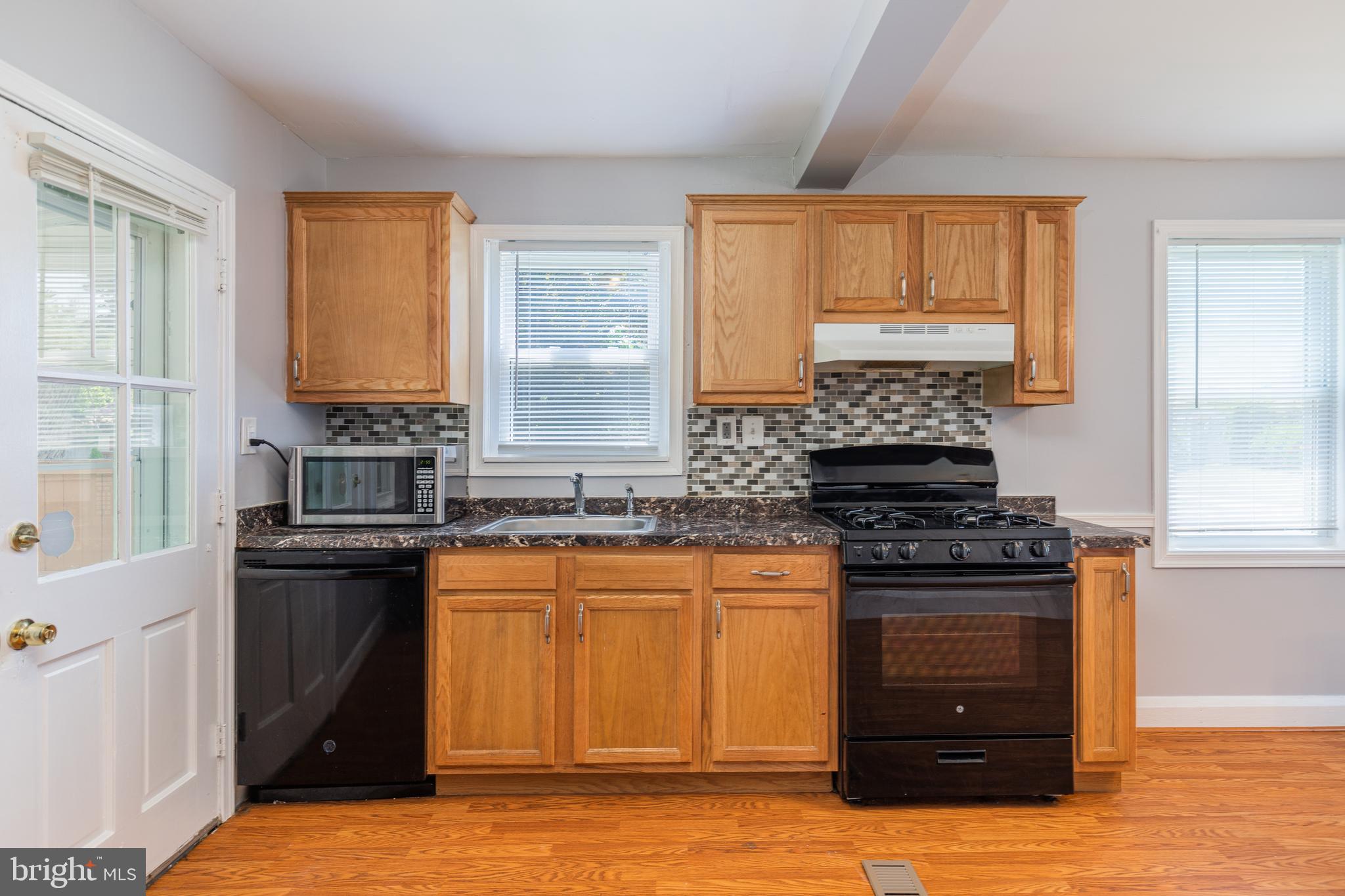 WINDSOR MILL - Residential