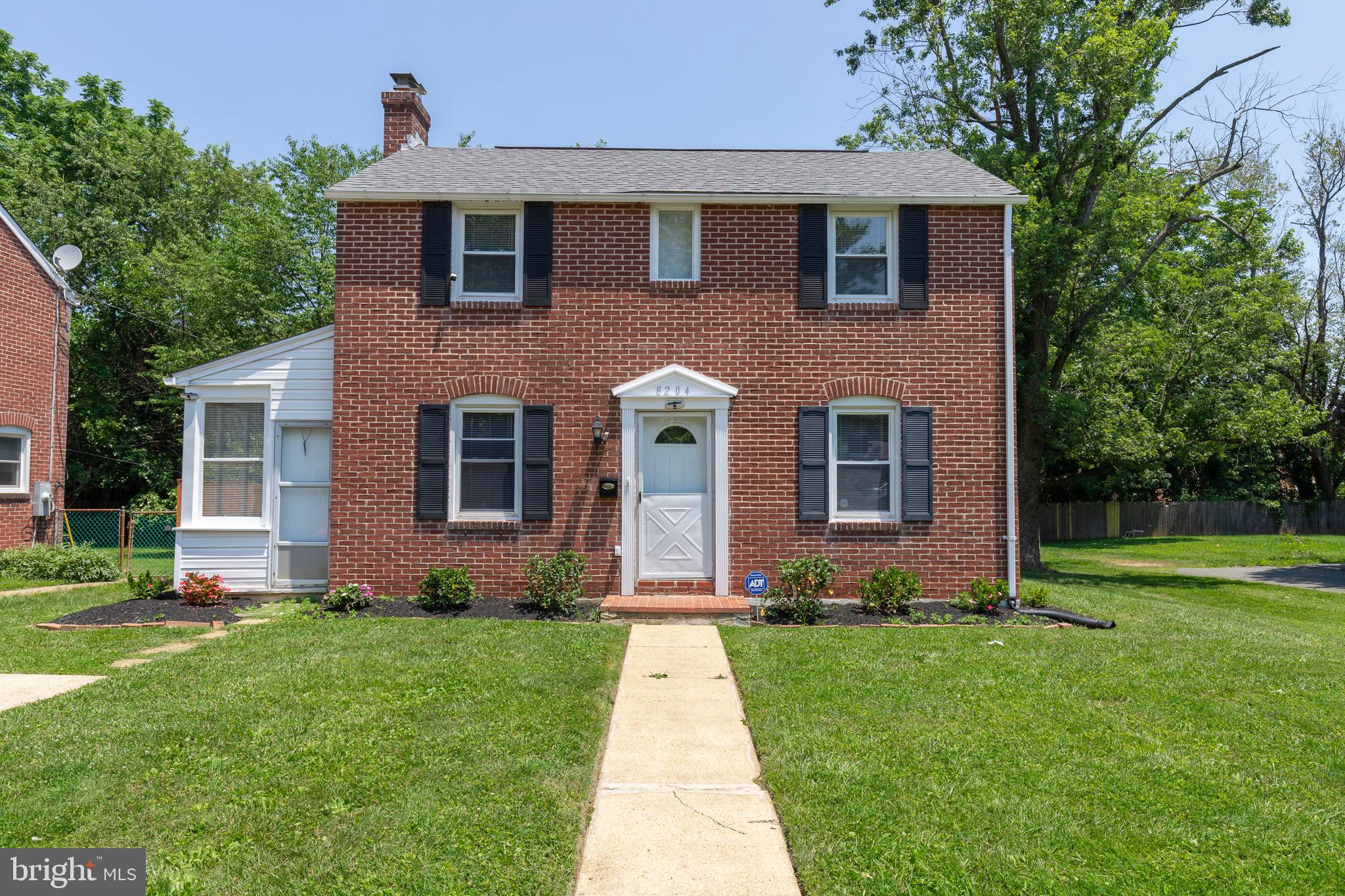 WINDSOR MILL - Residential