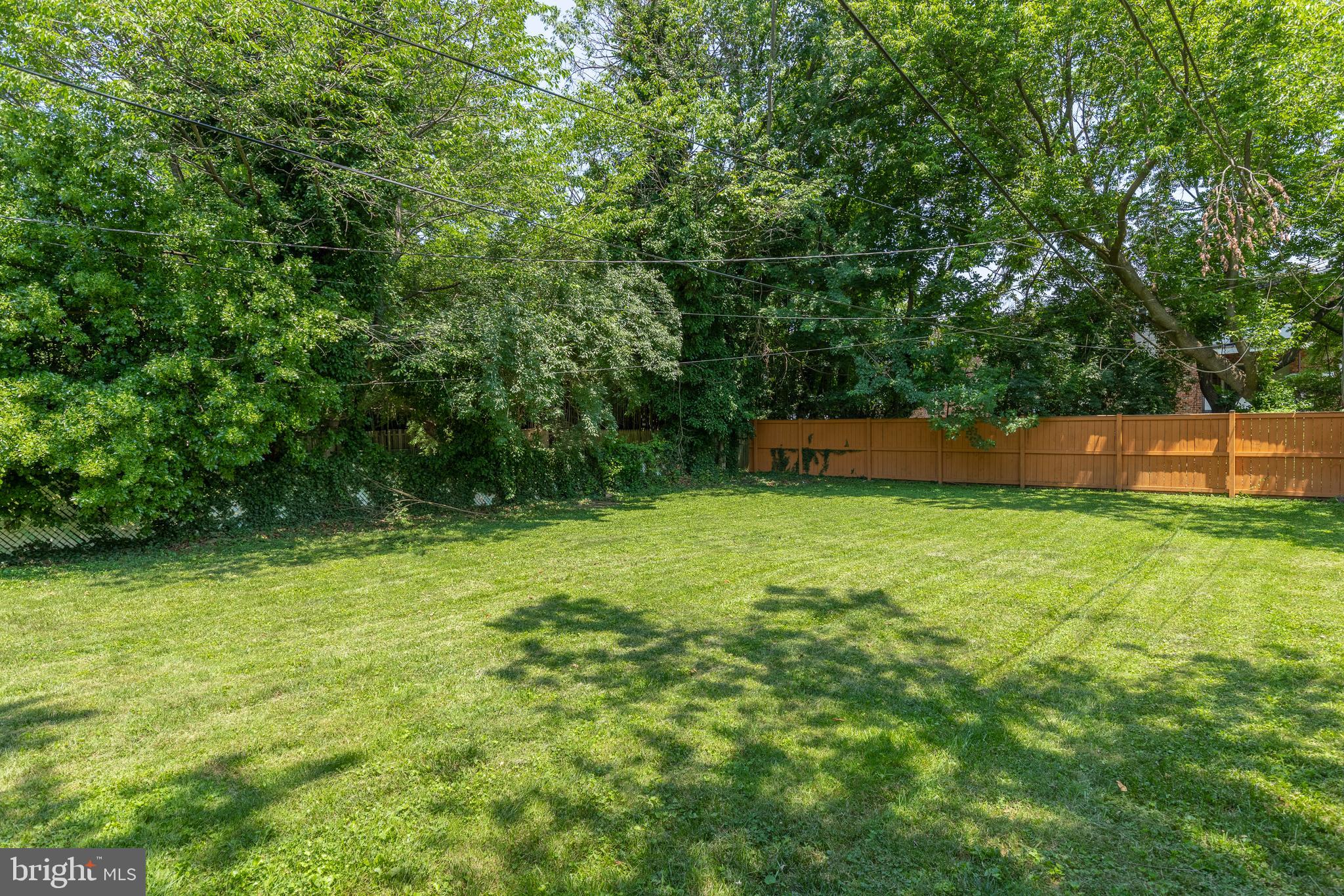 WINDSOR MILL - Residential