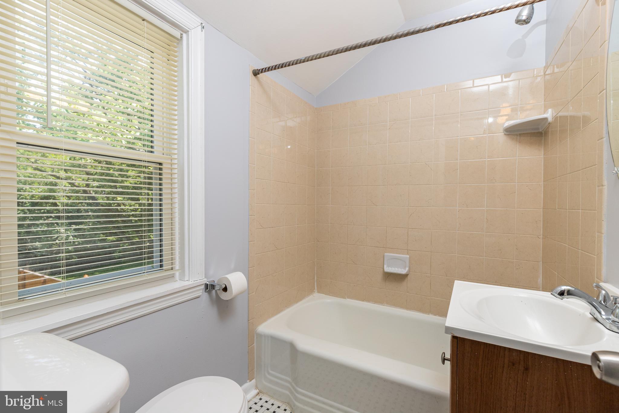 WINDSOR MILL - Residential