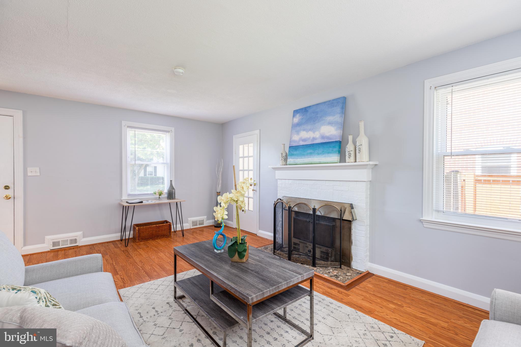 WINDSOR MILL - Residential