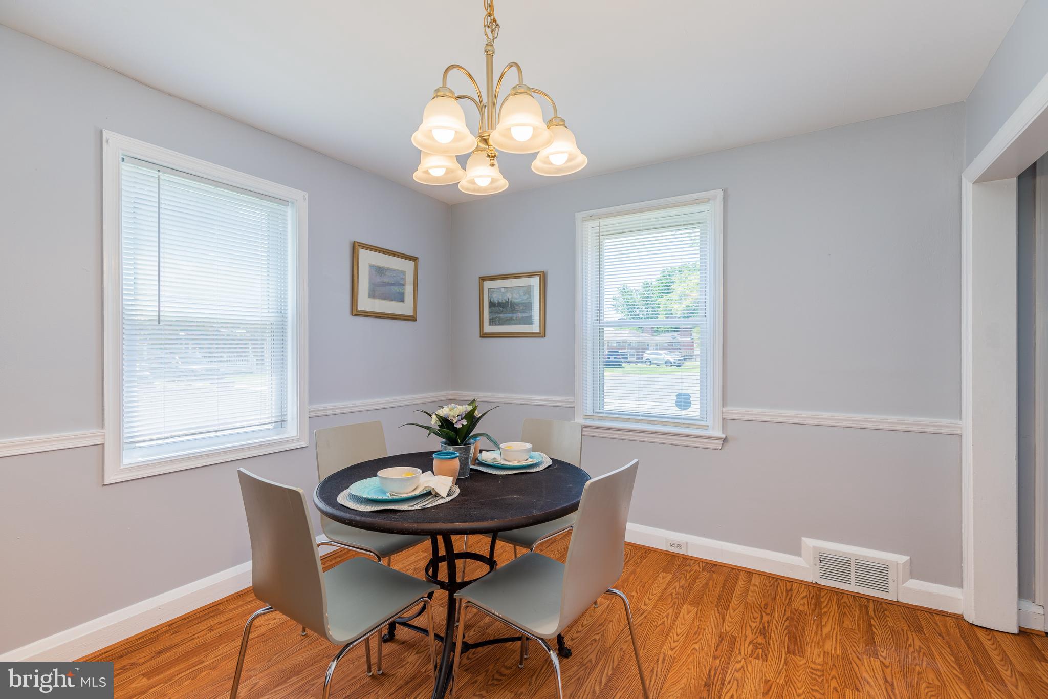 WINDSOR MILL - Residential