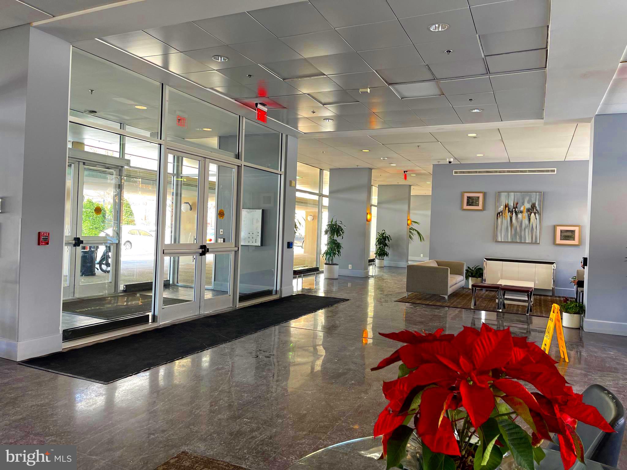 800 4TH STREET SW N103