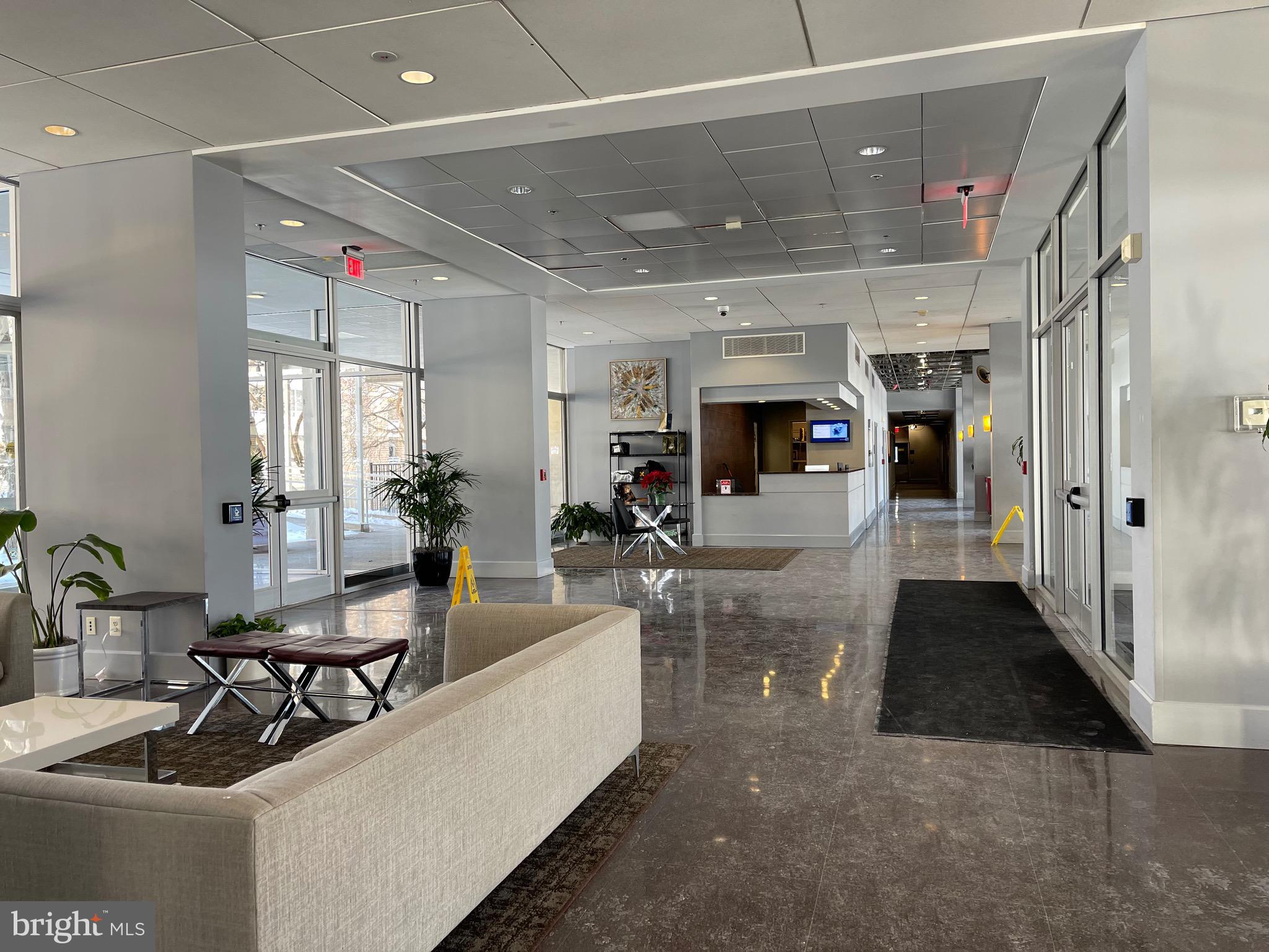 800 4TH STREET SW N103