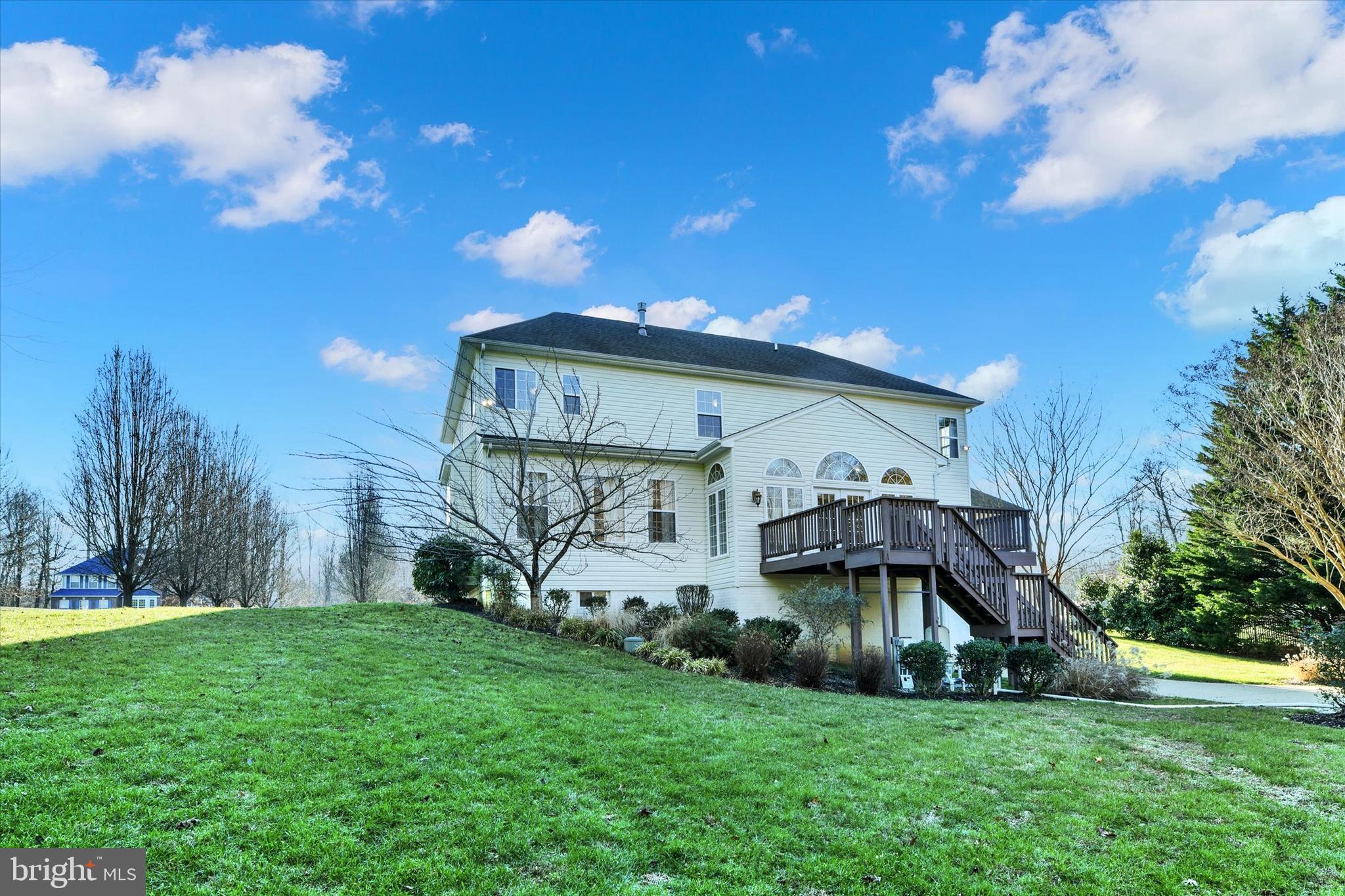 LORINS PRIDE - Residential